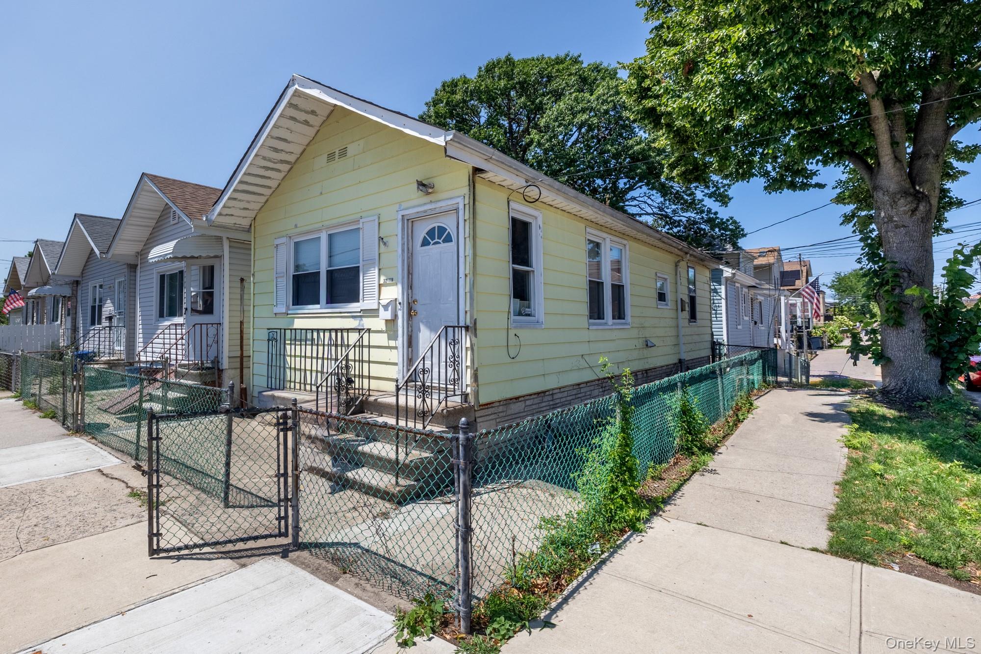 3255 Barkley Avenue Unit A, Bronx NY 10465