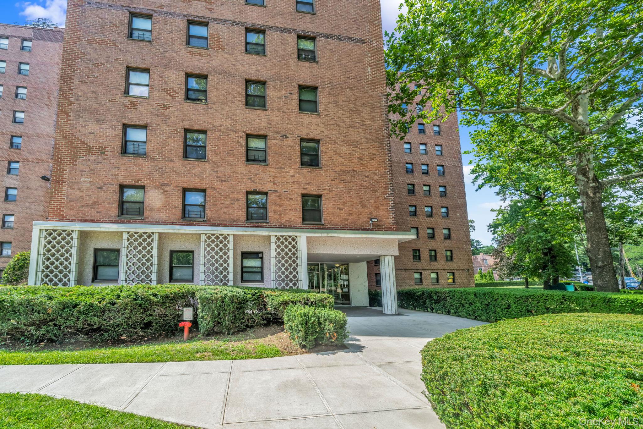 4901 Henry Hudson Parkway Unit 6E, Bronx NY 10471