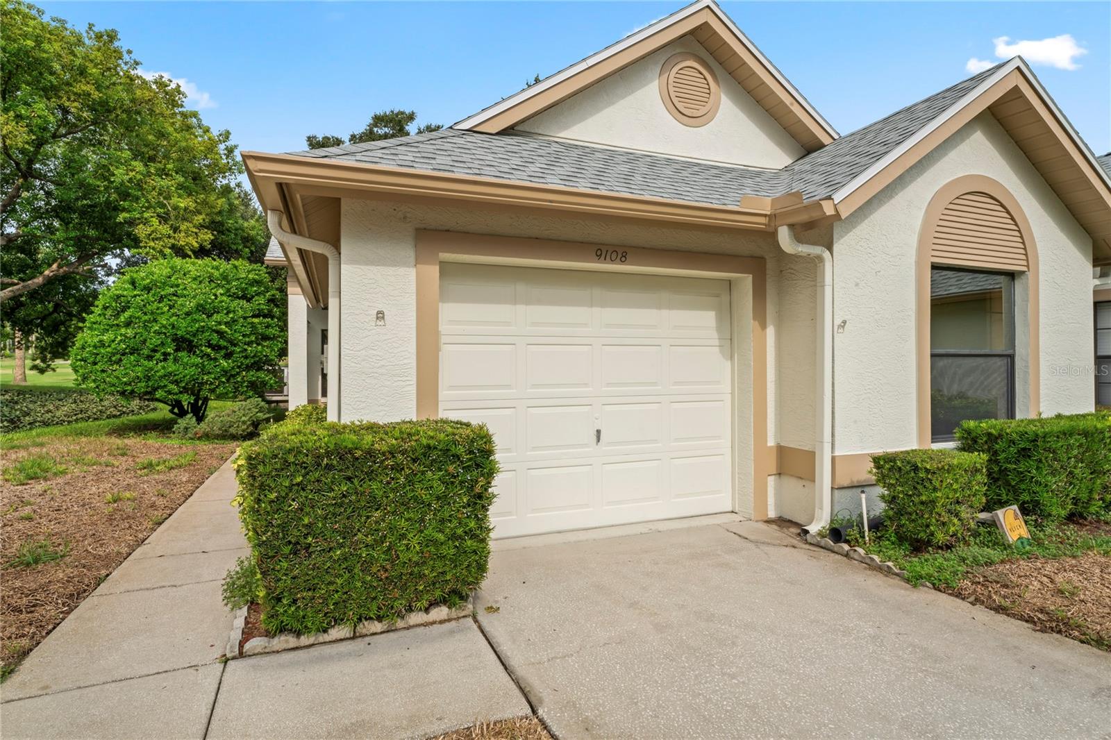 9108 BASSETT LN #B, New Port Richey FL 34655
