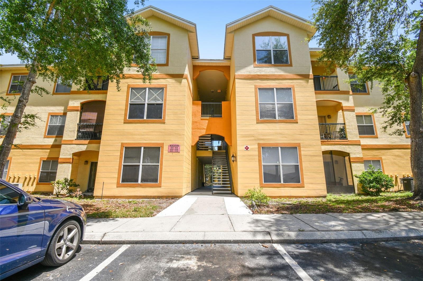 5608 PINNACLE HEIGHTS CIR #305, Tampa FL 33624