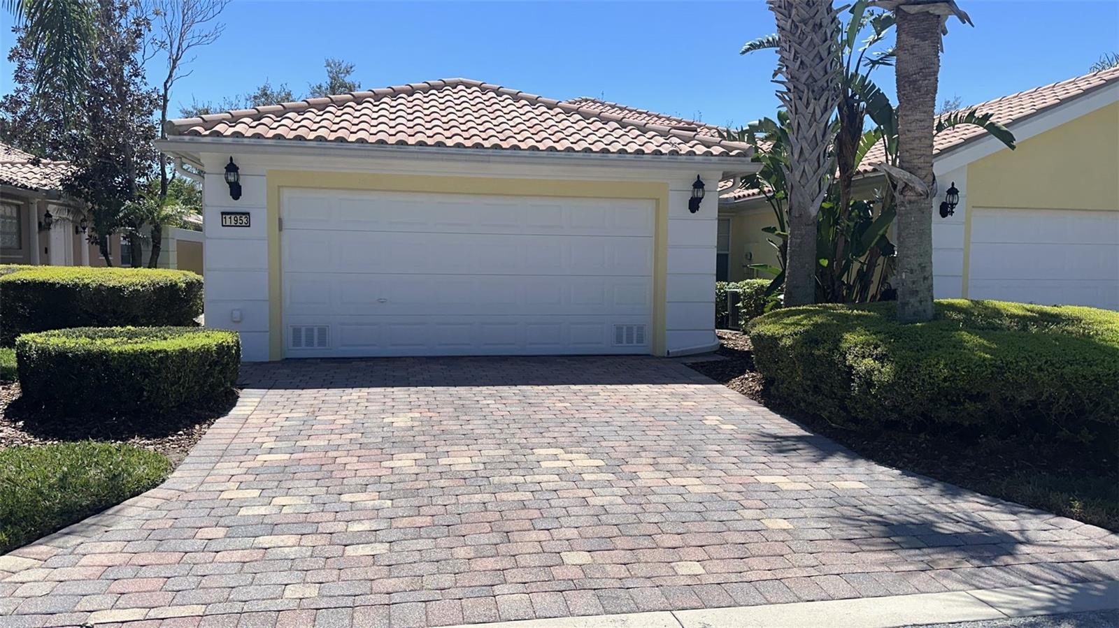 11953 DELFINA LN, Orlando FL 32827