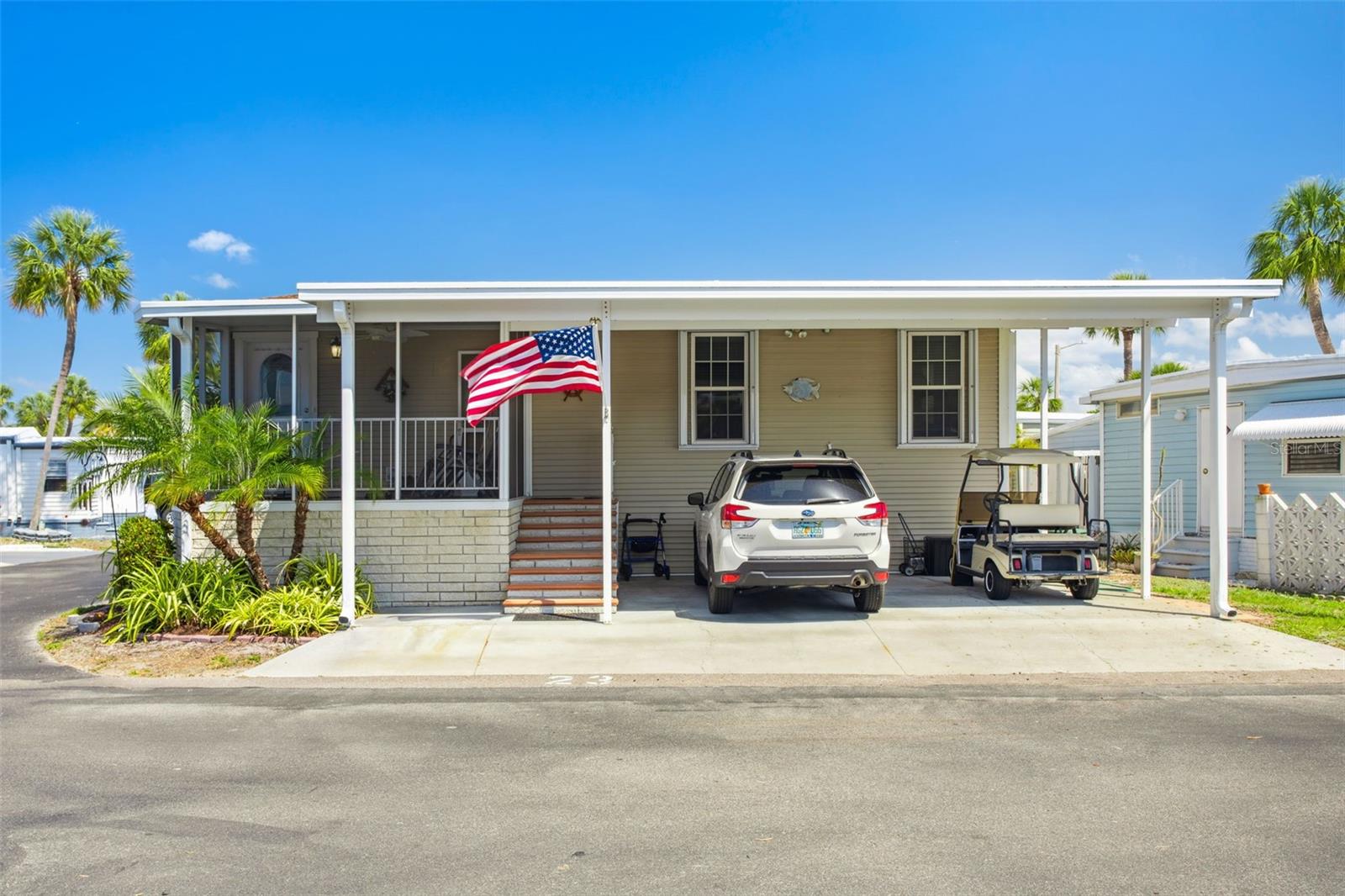 4851 W GANDY BLVD #B09L23, Tampa FL 33611