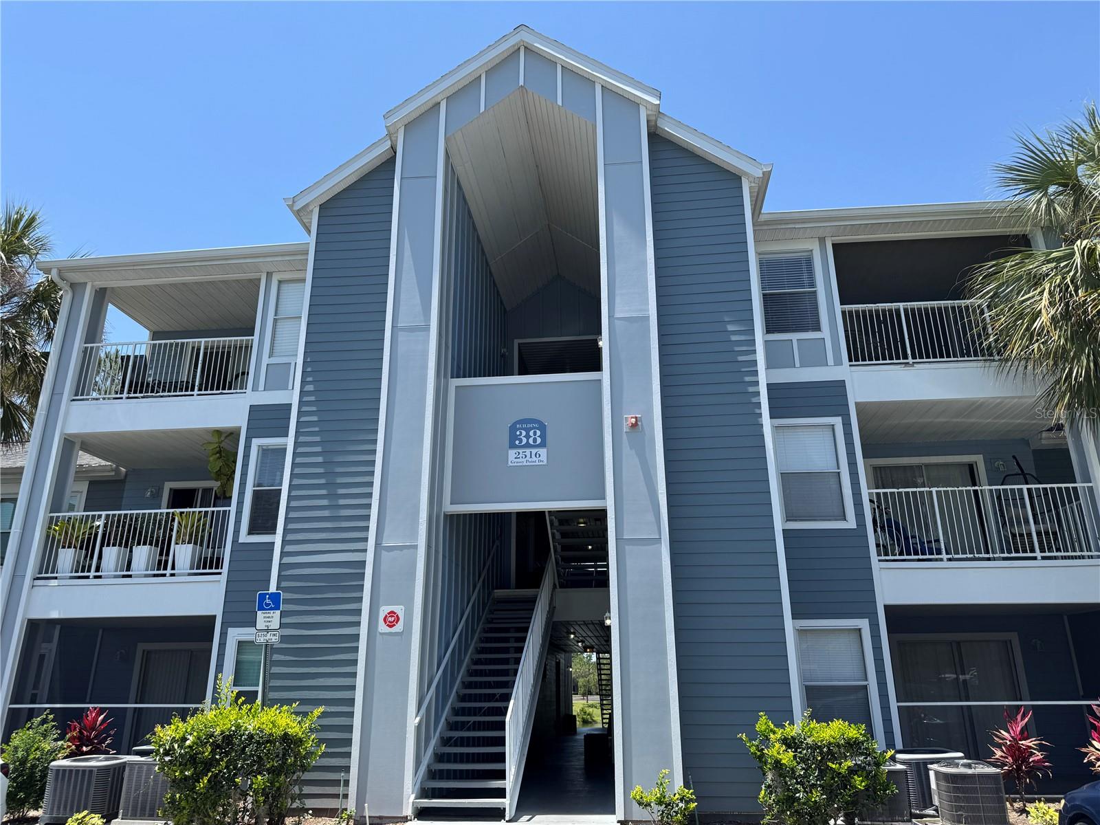 2516 GRASSY POINT DR #210, Lake Mary FL 32746