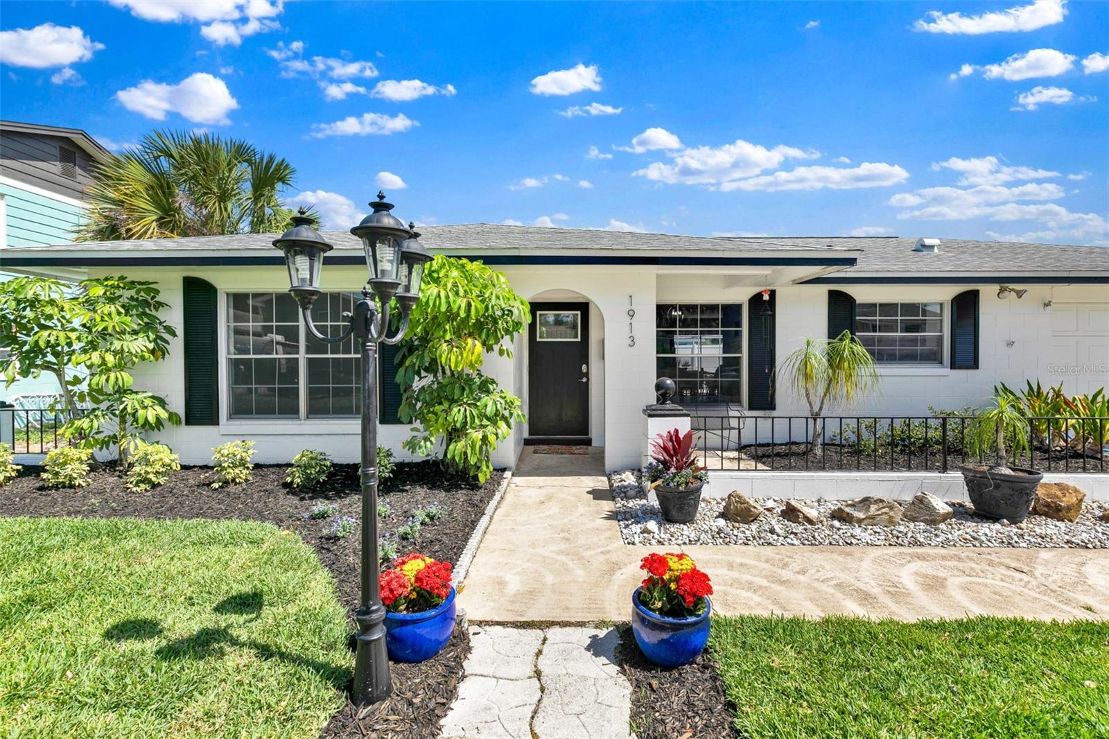 1913 POINSETTA LN, Maitland FL 32751