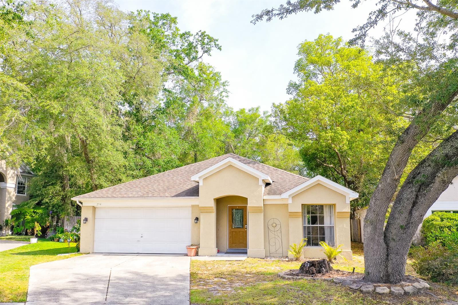 254 OAK PARK PL, Casselberry FL 32707