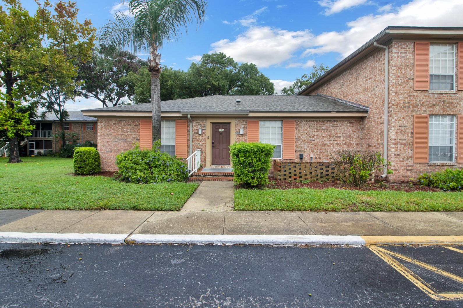 416 BANYON TREE CIR #108, Maitland FL 32751