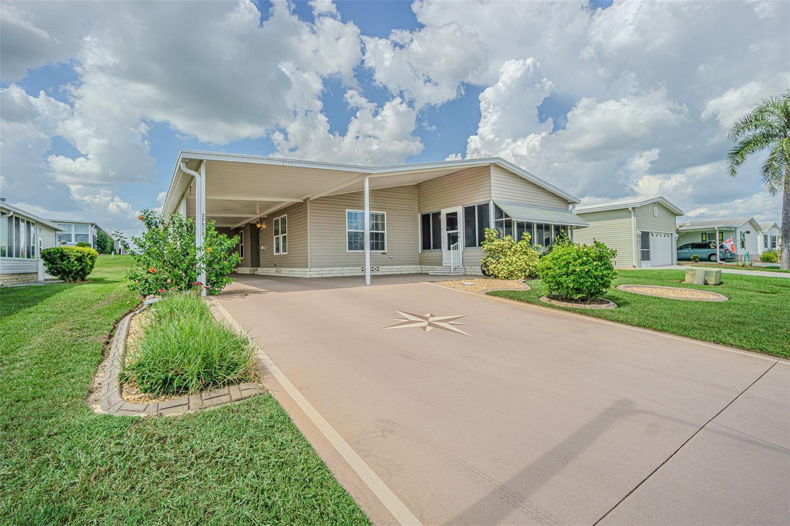 37525 LILLY BEA AVE, Zephyrhills FL 33541