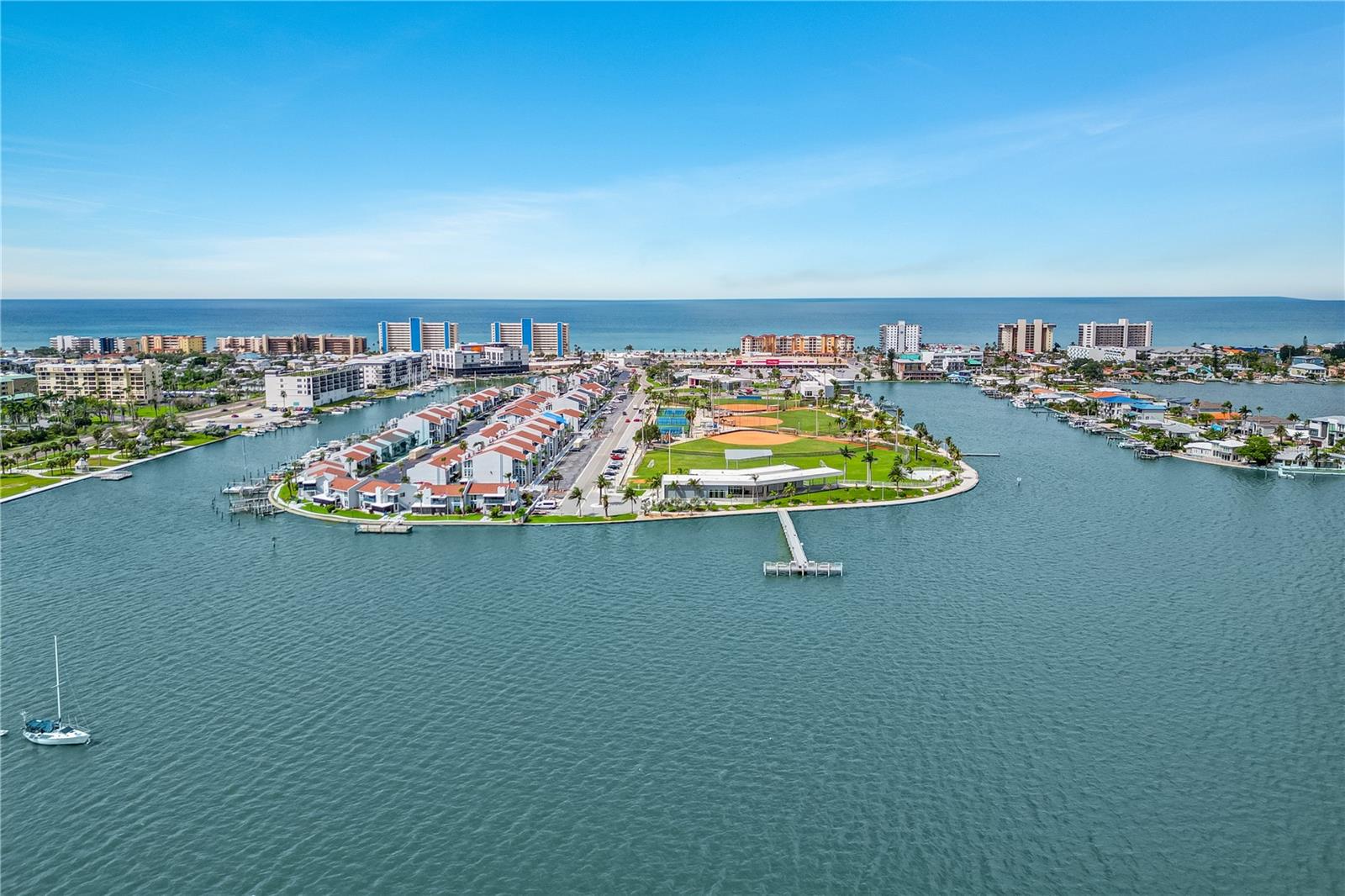 4525 COVE CIR #1002, St Petersburg FL 33708