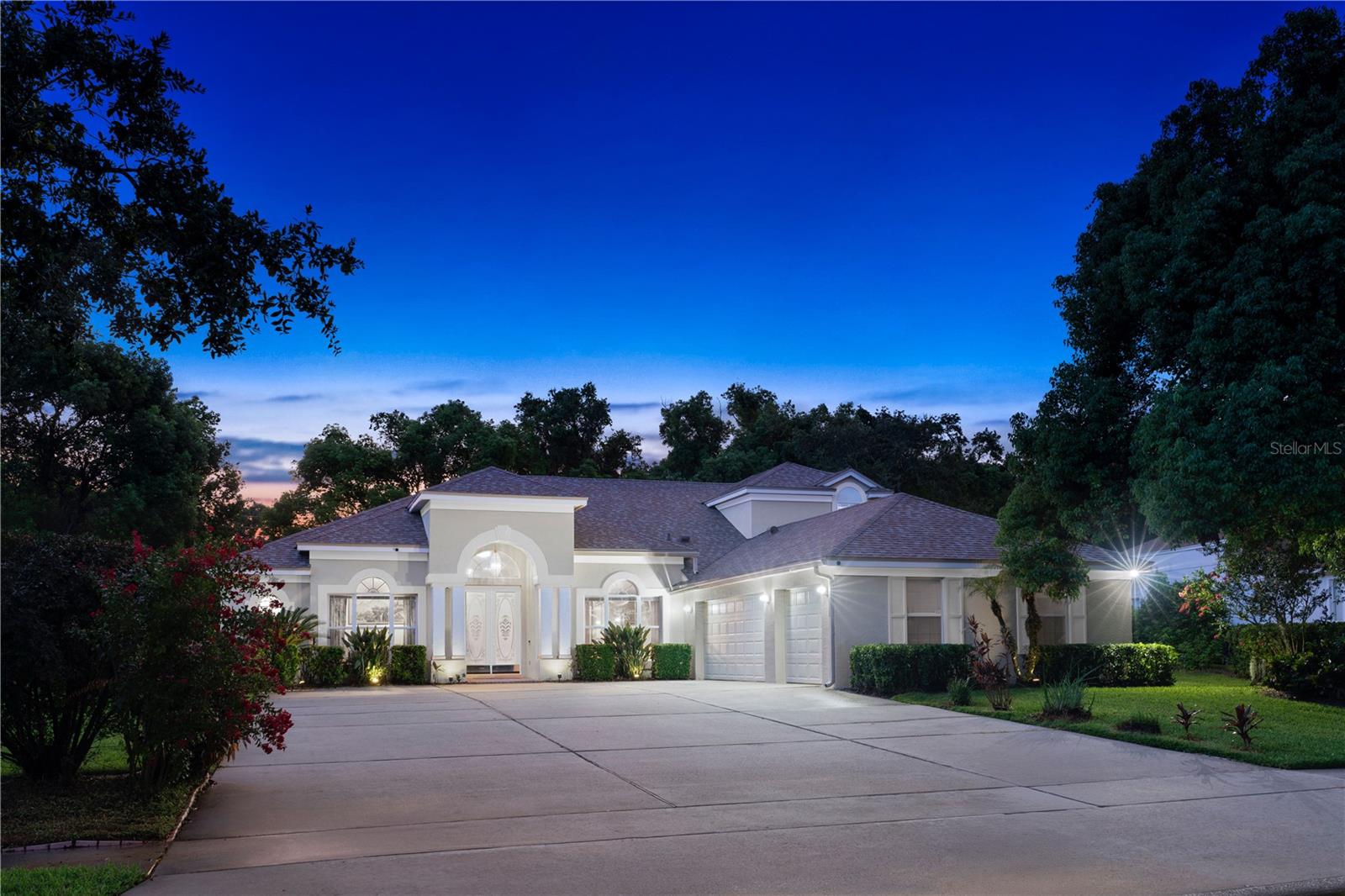 126 SEVILLE CHASE DR, Winter Springs FL 32708