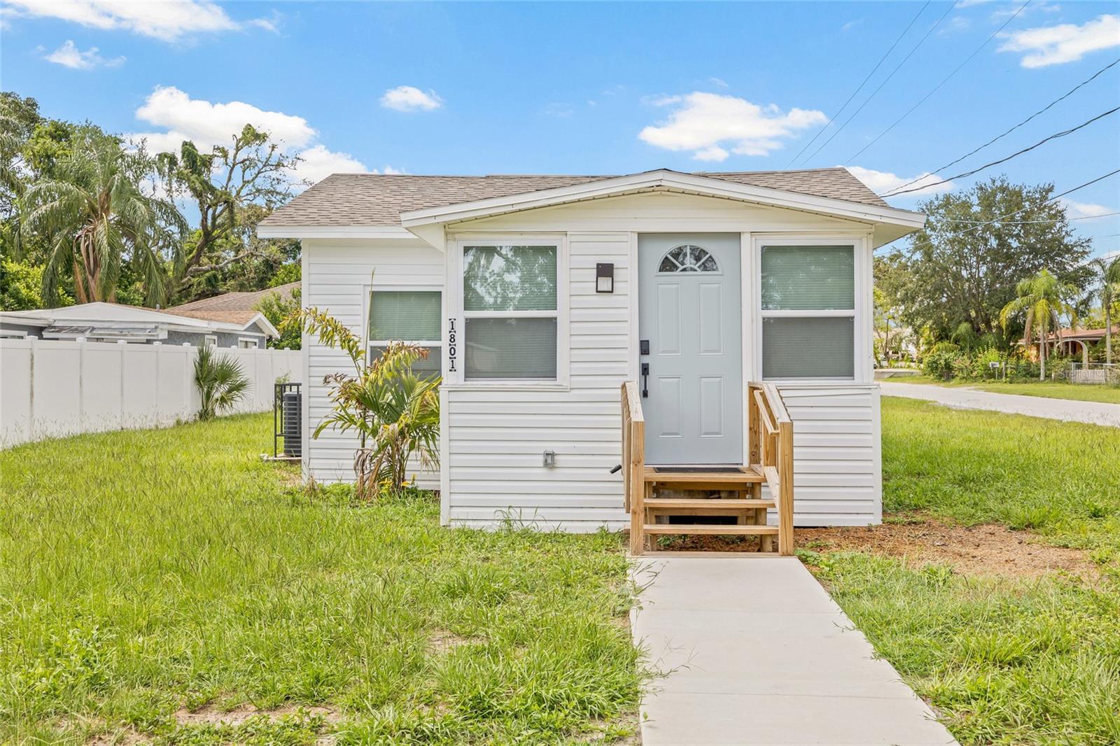 1801 E ANNIE ST, Tampa FL 33612