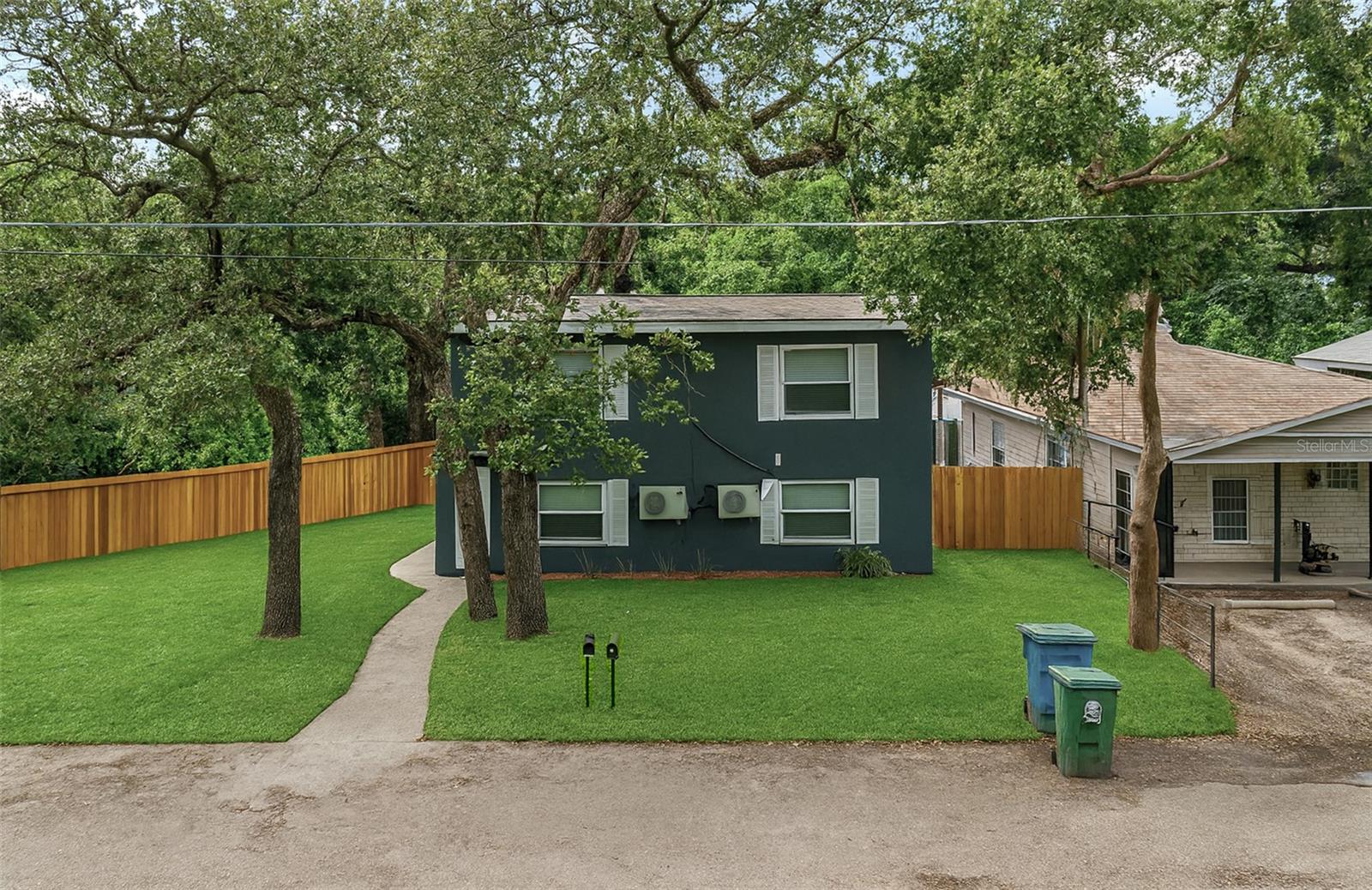 9404 N MULBERRY ST, Tampa FL 33612