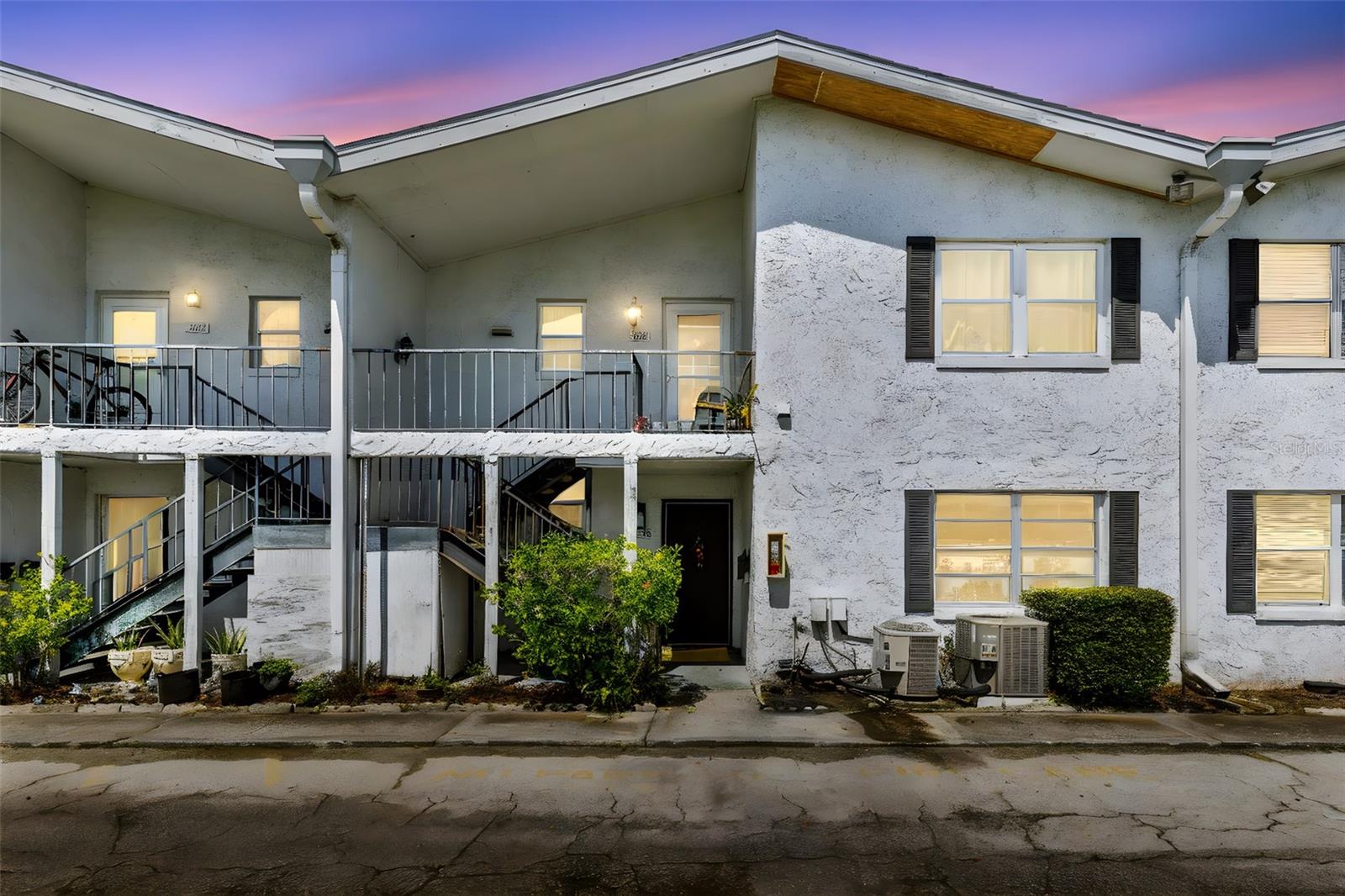 1806 AMBERLY AVE #F46, Orlando FL 32822