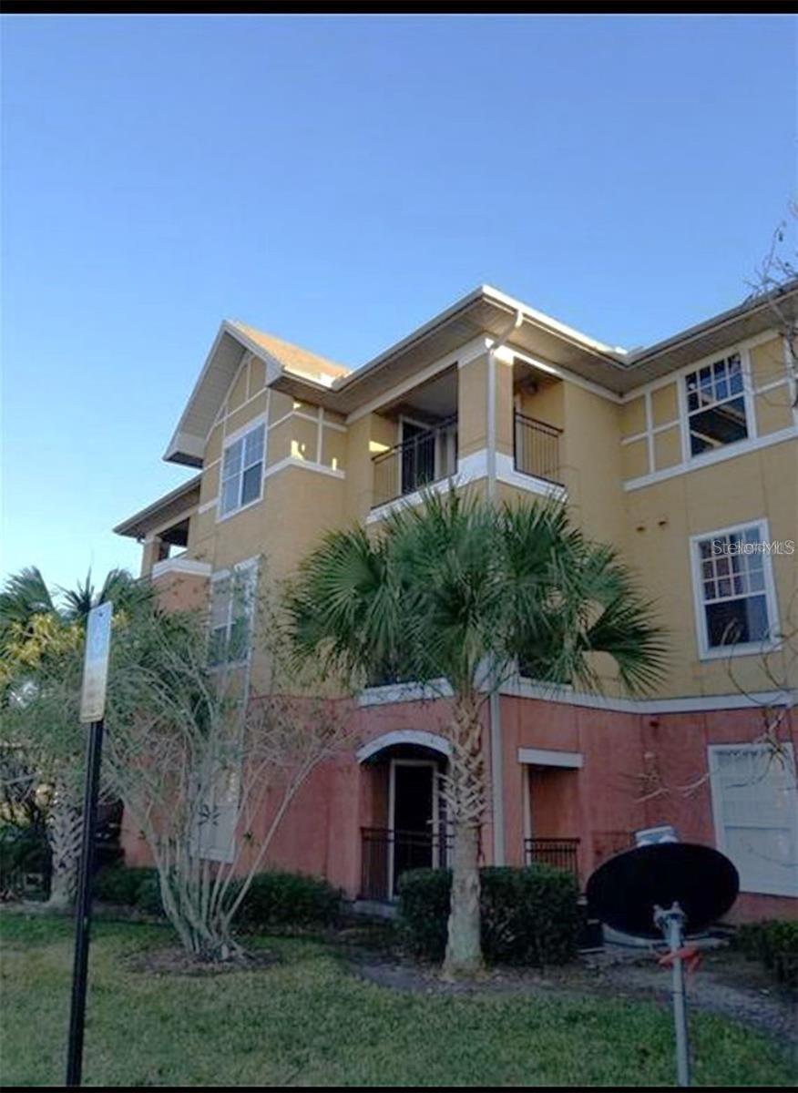 3700 CASTLE PINES LN #4032, Orlando FL 32839