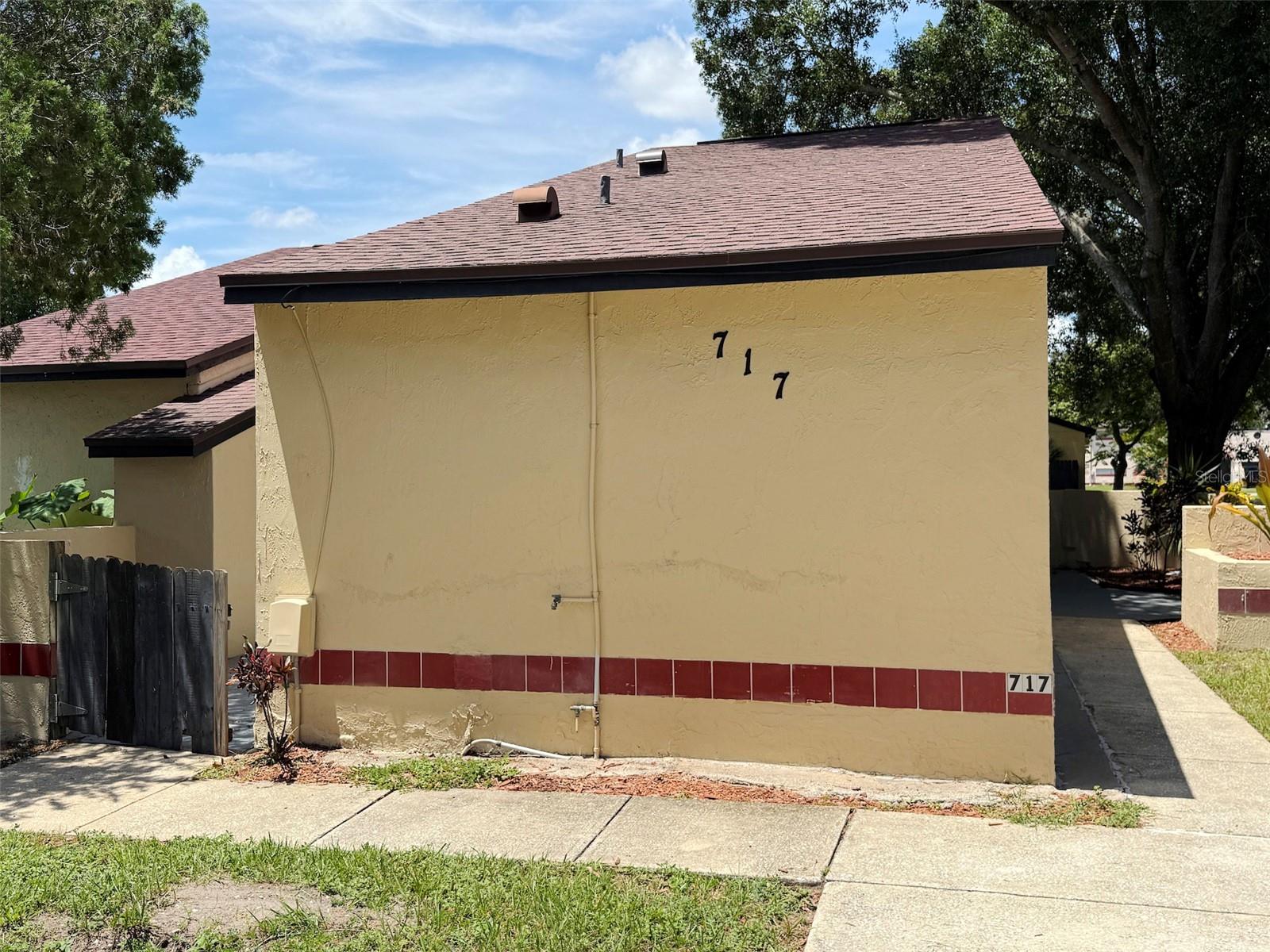 717 GOLDEN SUNSHINE CIR, Orlando FL 32807