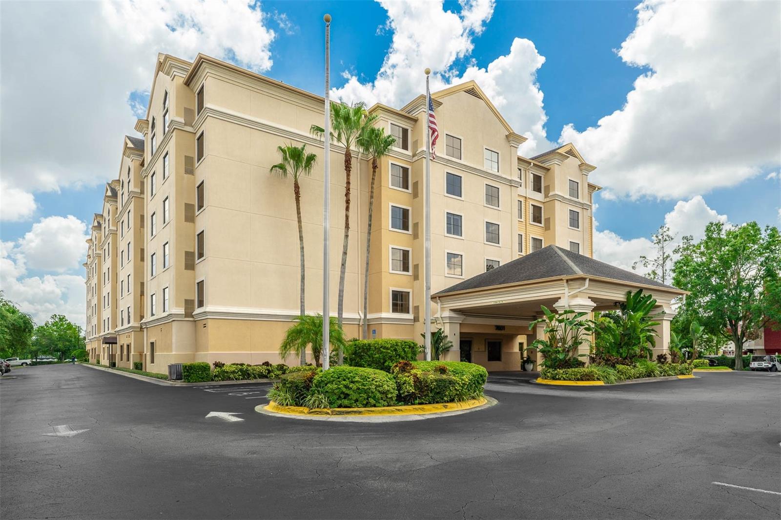 7601 CANADA AVE #208, Orlando FL 32819