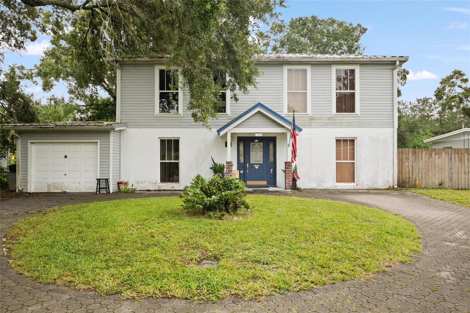 2003 E BROAD ST, Tampa FL 33610