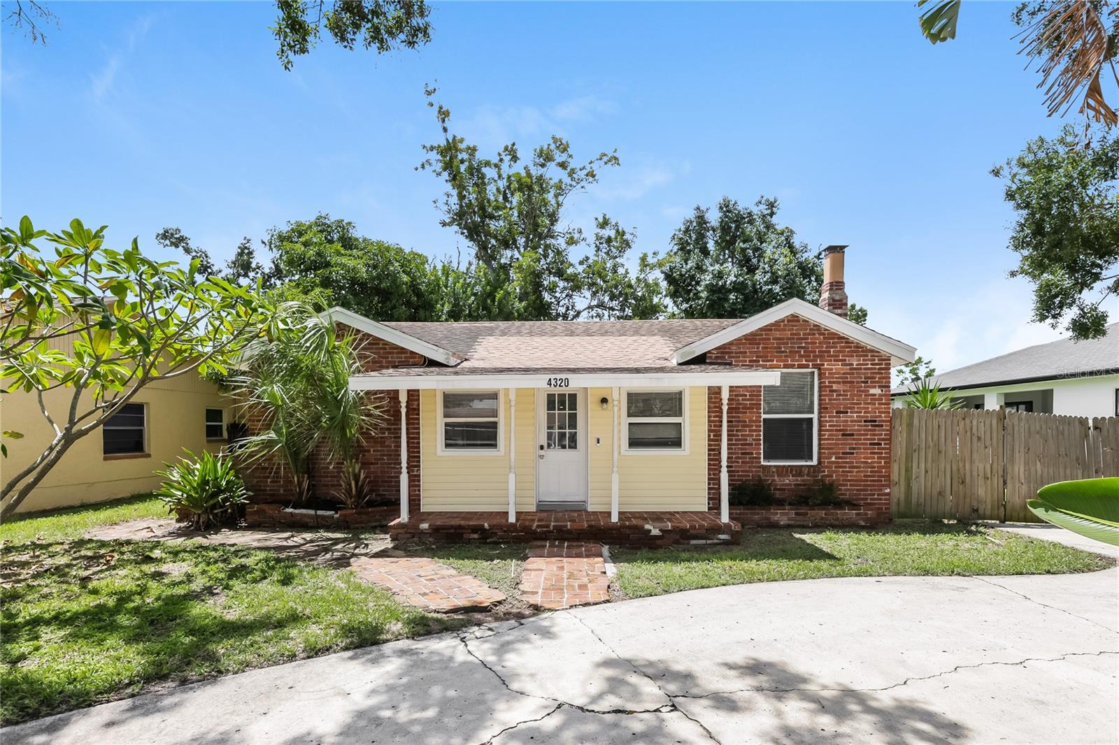 4320 46TH AVE N, St Petersburg FL 33714