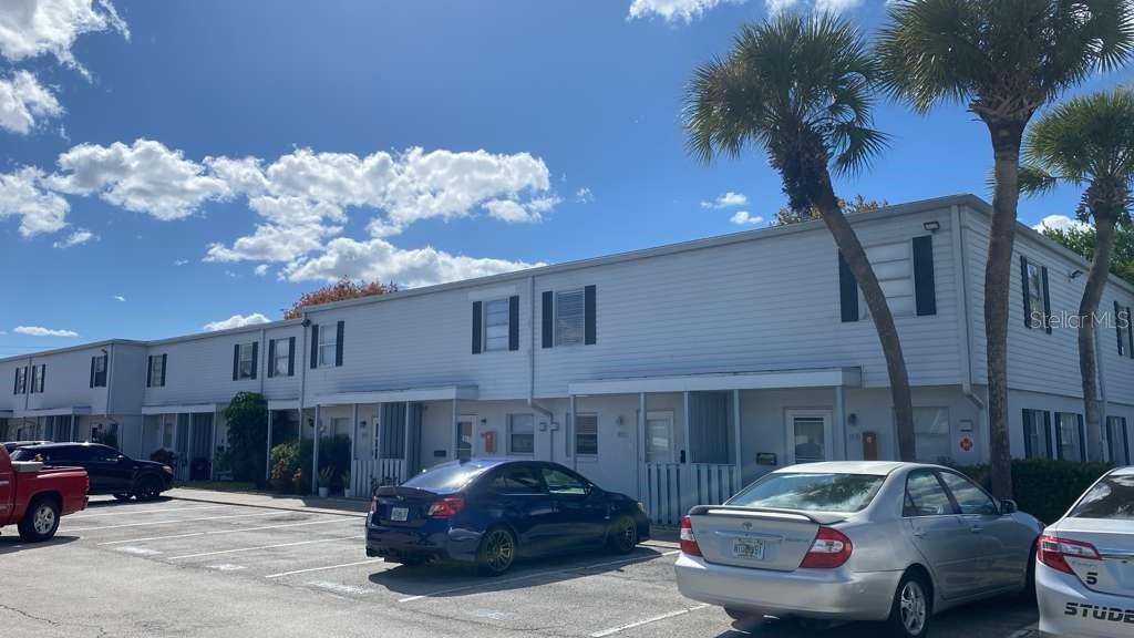 1820 AMBERLY AVE #T10, Orlando FL 32822