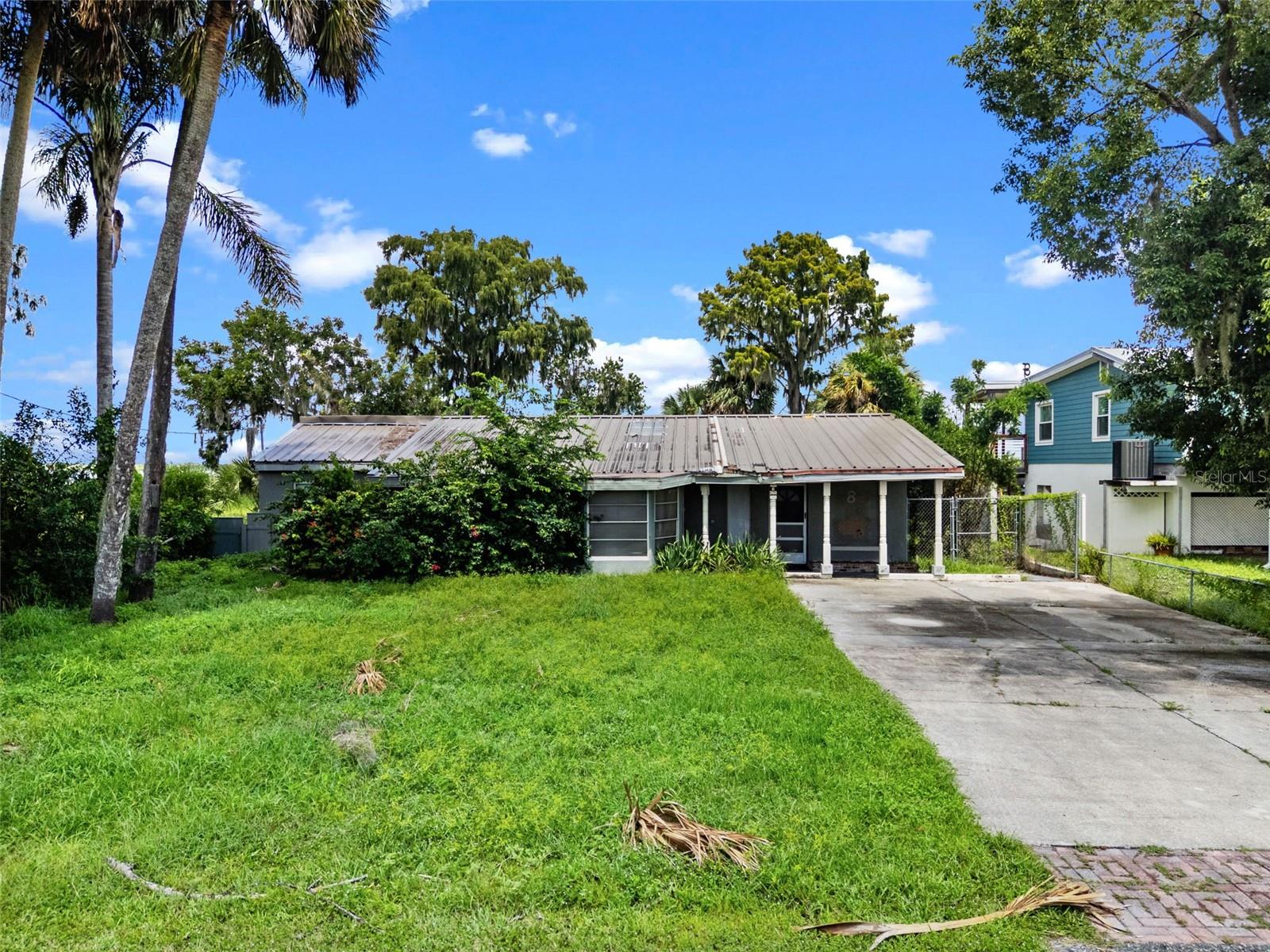 1754 LAKE ST, Oviedo FL 32765