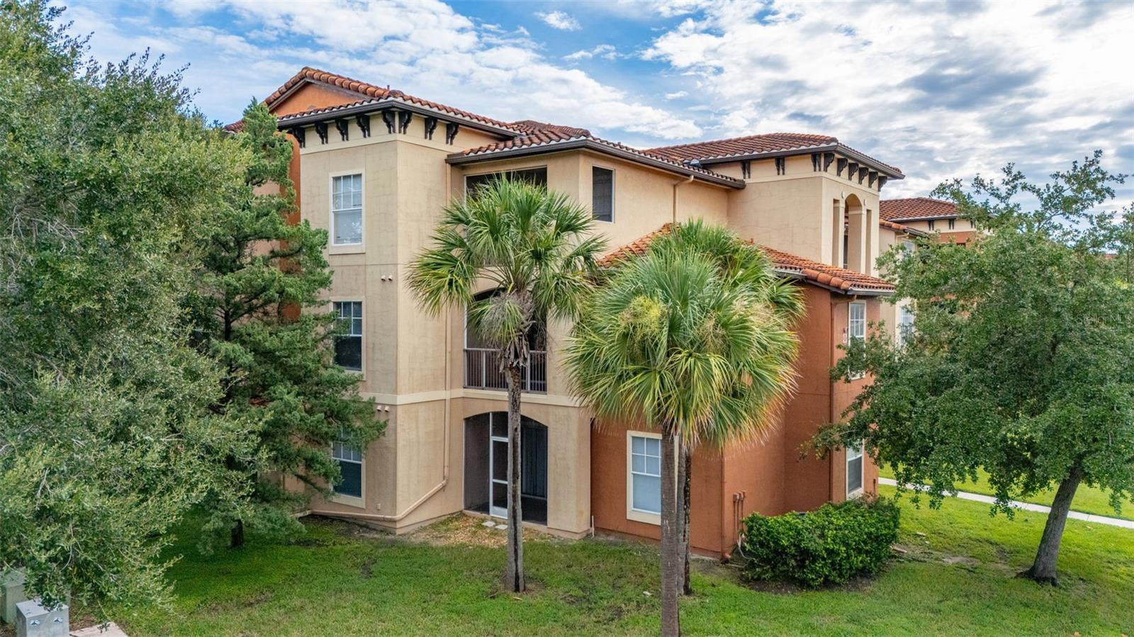 5512 METROWEST BLVD #201, Orlando FL 32811