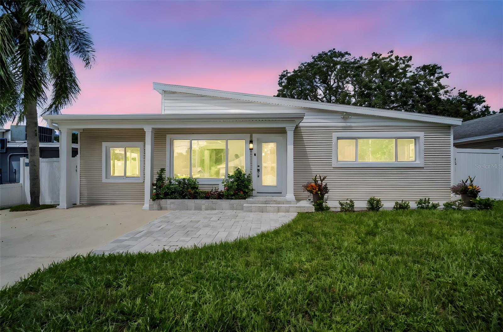 713 PINE ST, Tarpon Springs FL 34689