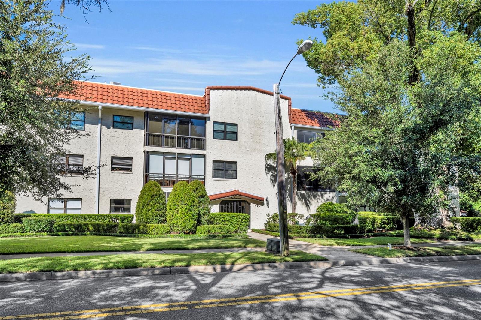 535 N INTERLACHEN AVE #203, Winter Park FL 32789