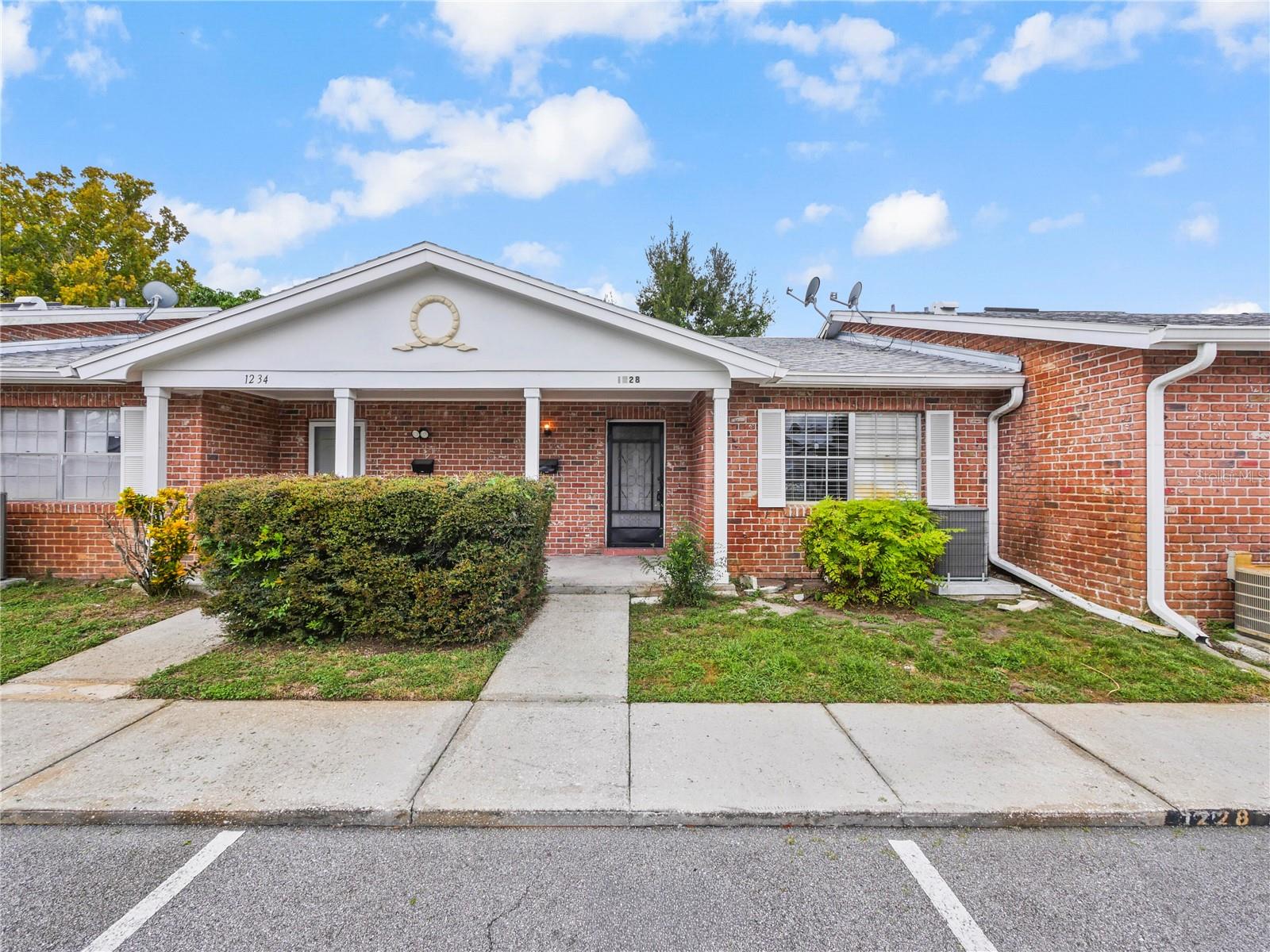 1228 VIRGINIAN DR, Orlando FL 32807