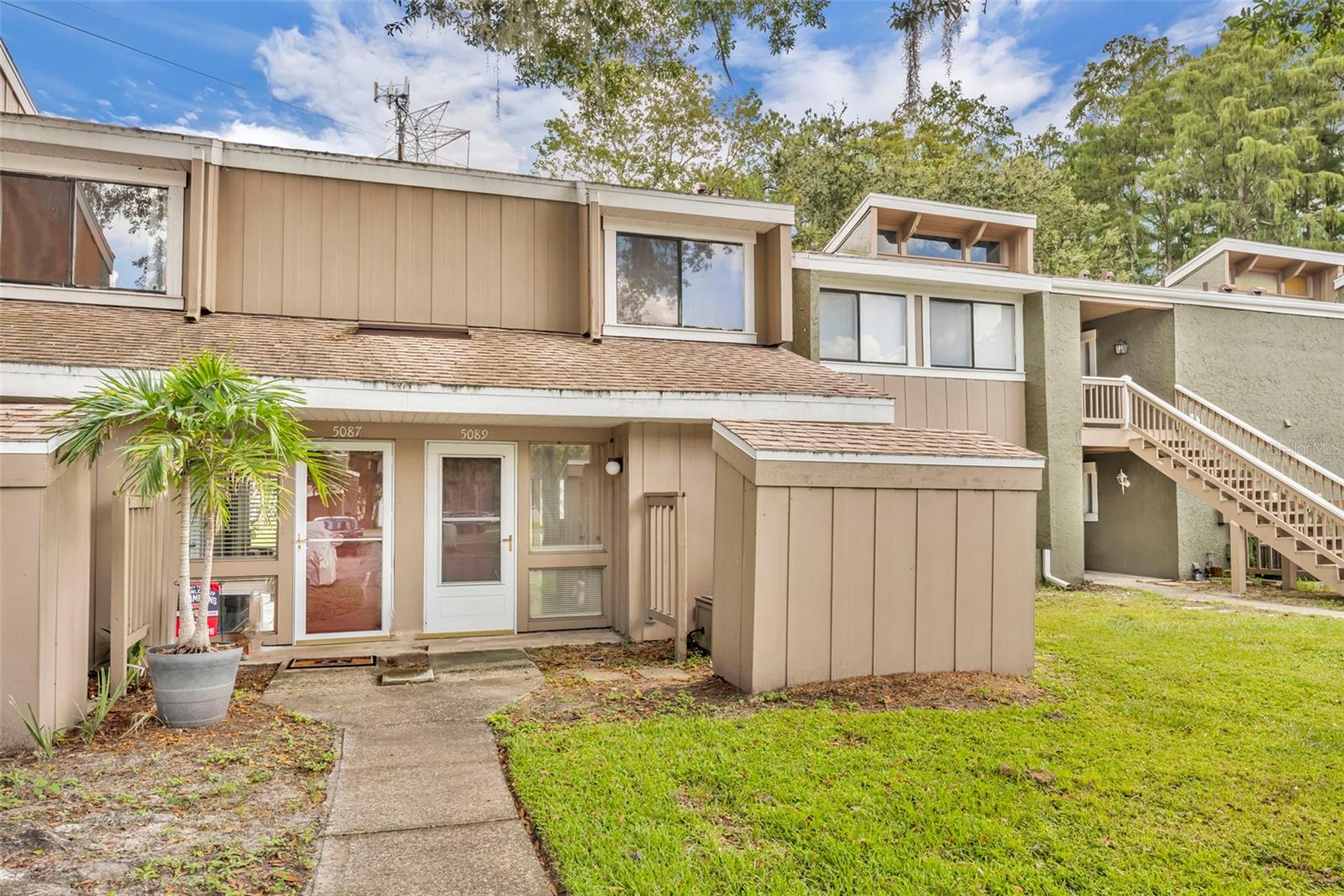 5089 EAGLESMERE DR #D09, Orlando FL 32819