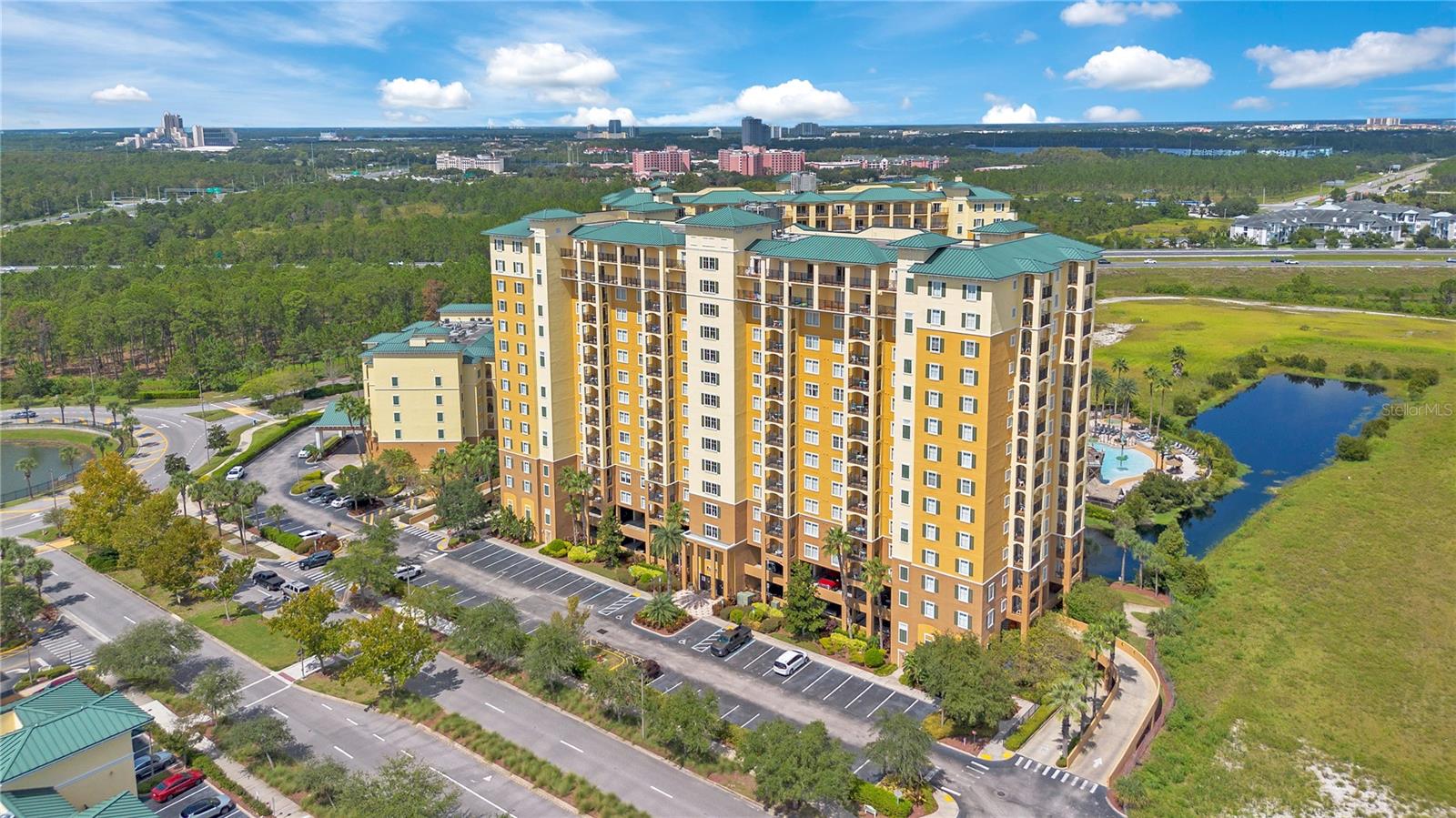 8101 RESORT VLG DR #31004, Orlando FL 32821