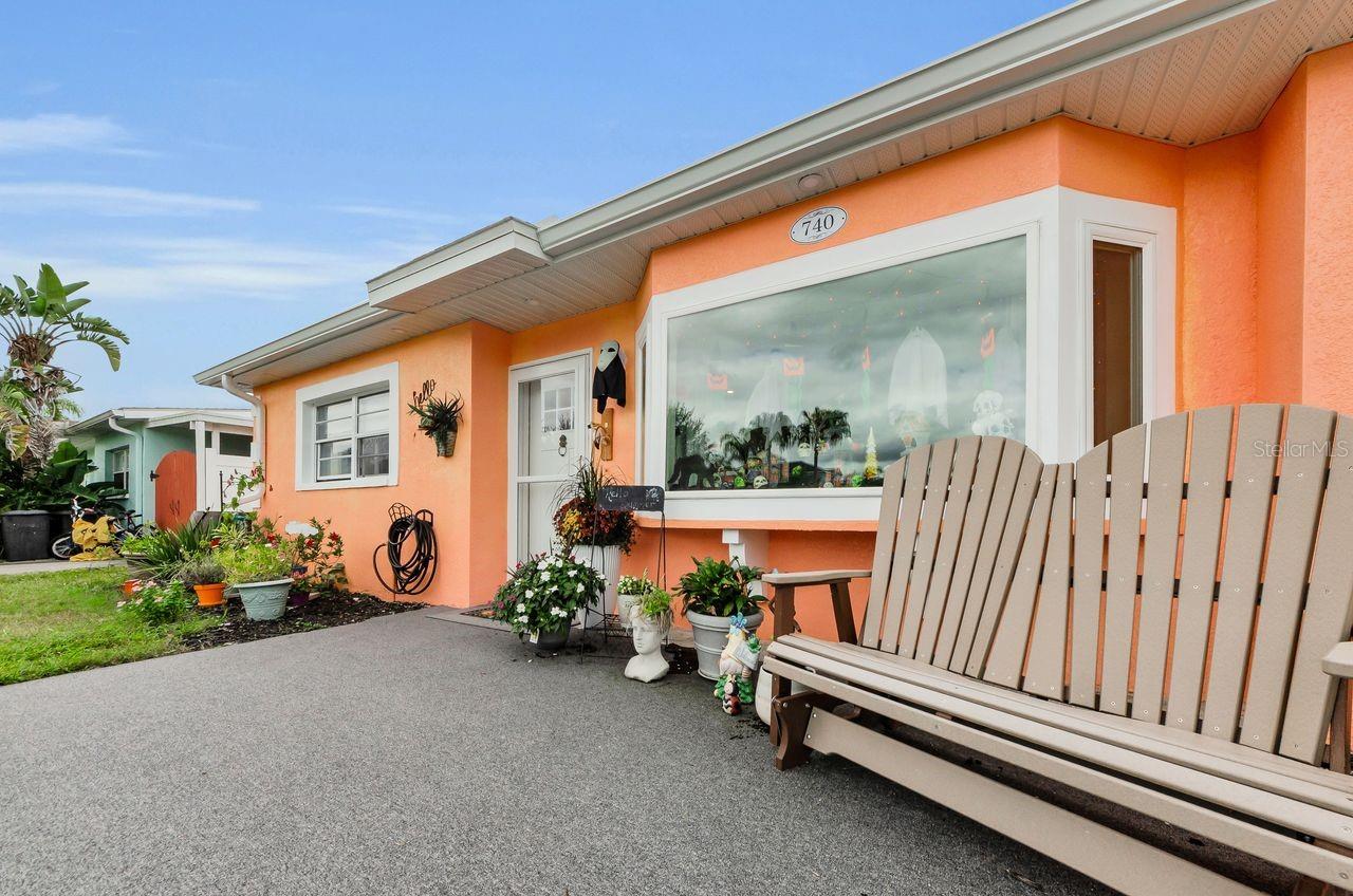 740 LOQUAT DR., Tarpon Springs FL 34689