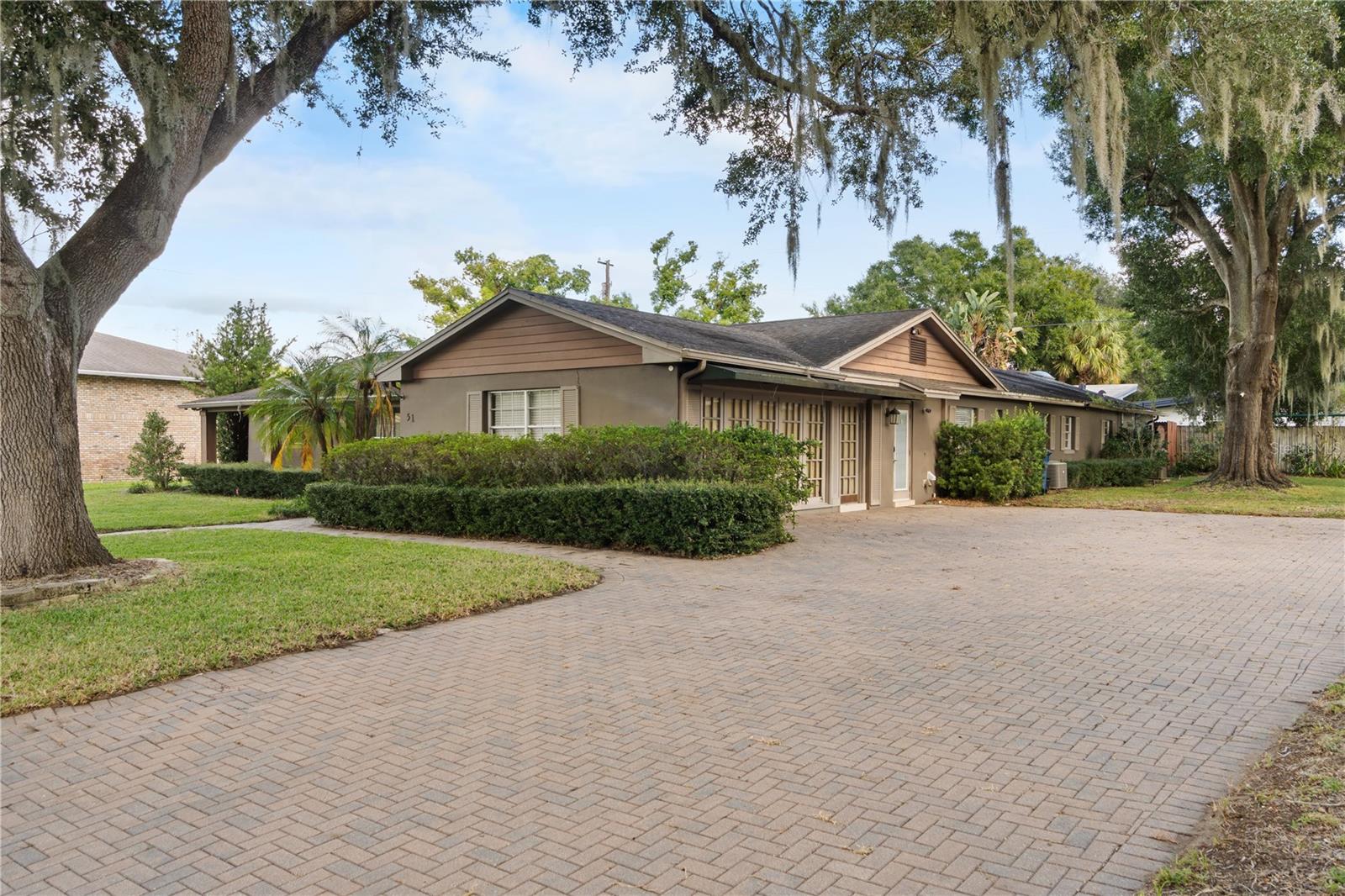 51 OAKLEIGH LN, Maitland FL 32751