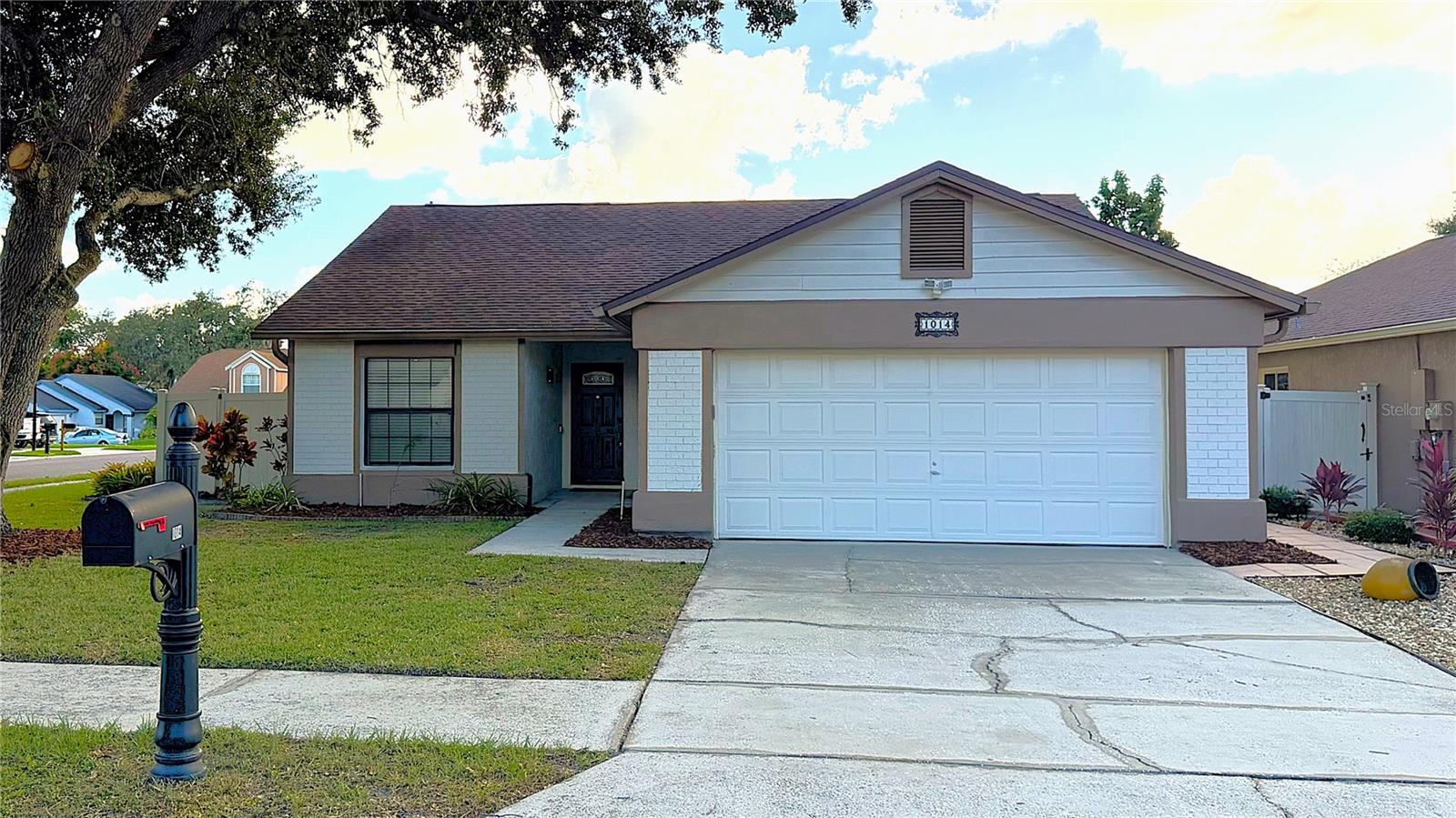 1014 ALPUG AVE, Oviedo FL 32765