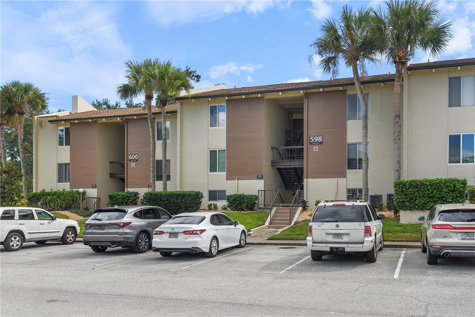 598 ORANGE DR #157, Altamonte Springs FL 32701