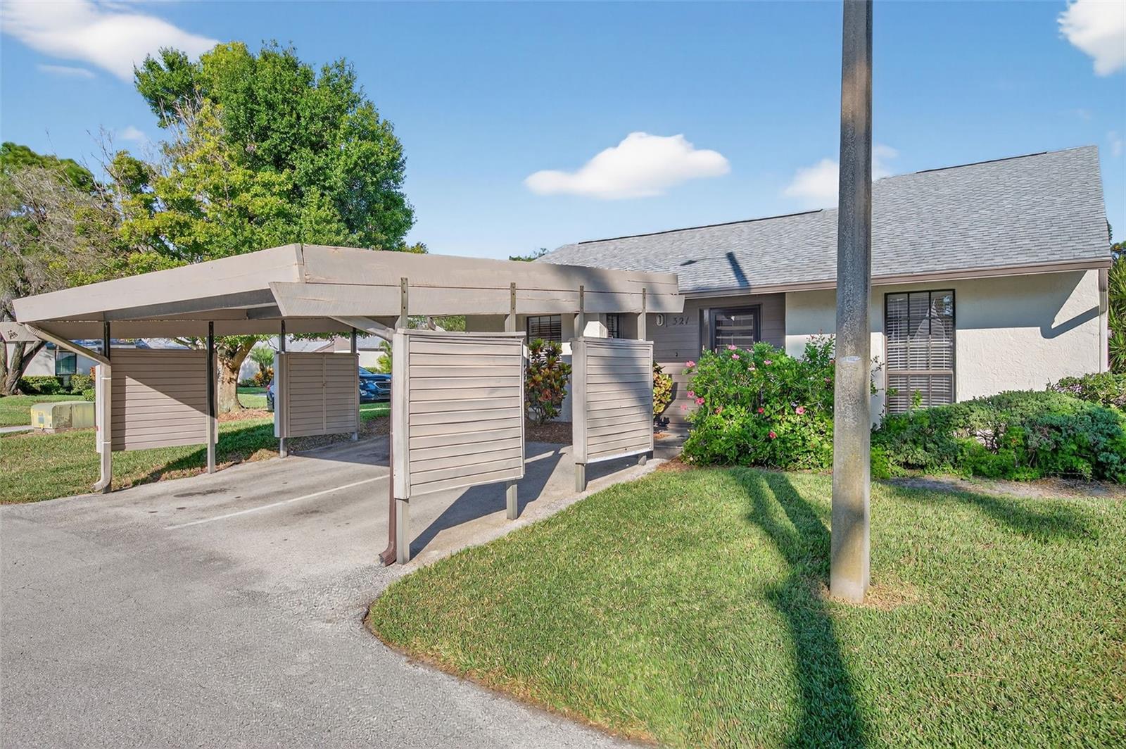 321 WINDRUSH LOOP, Tarpon Springs FL 34689