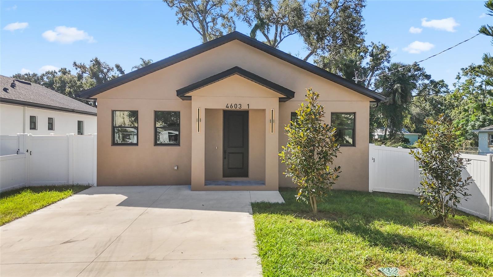 4601 E 14TH AVE, Tampa FL 33605