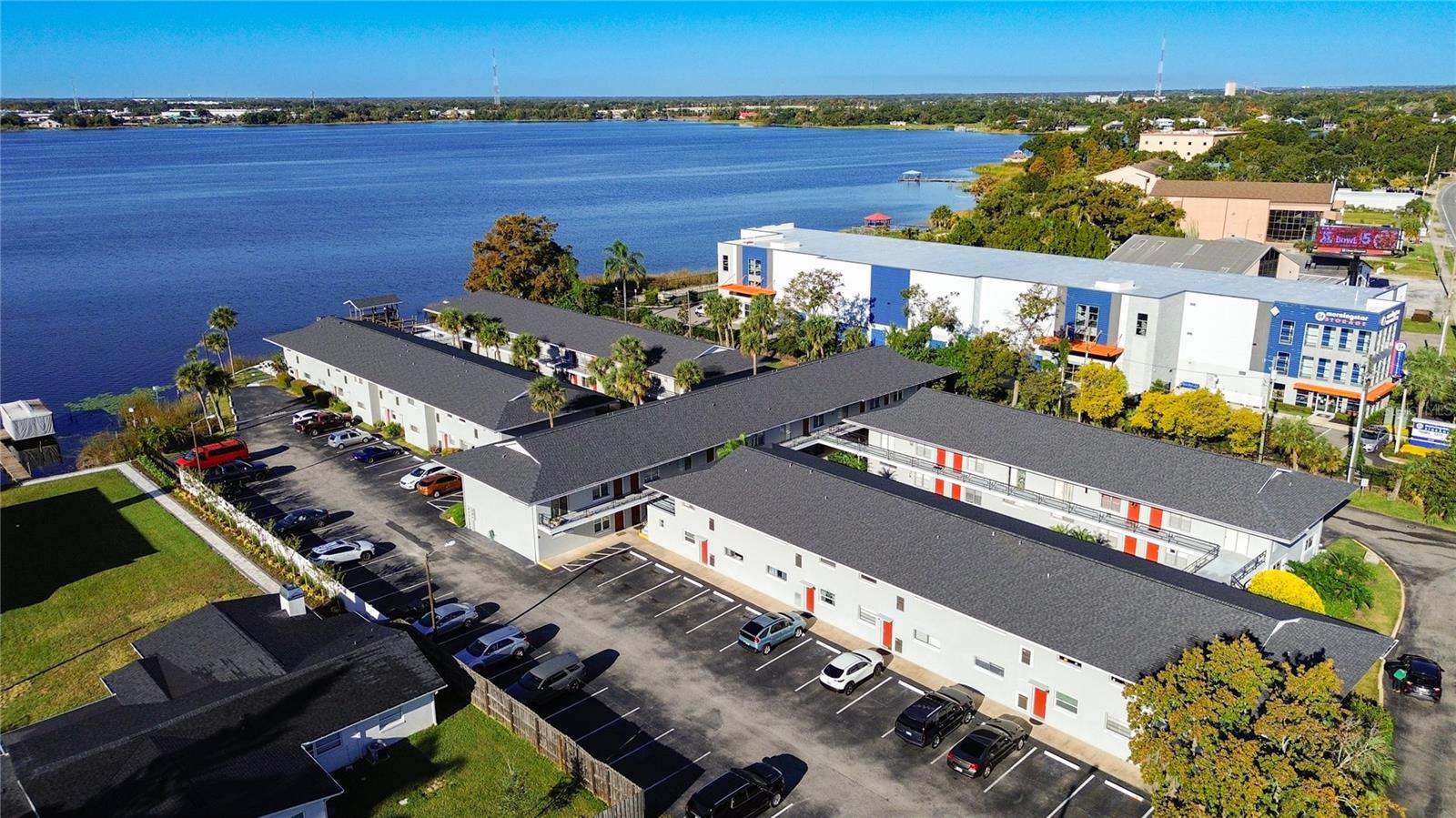 4328 EDGEWATER DR #E103, Orlando FL 32804