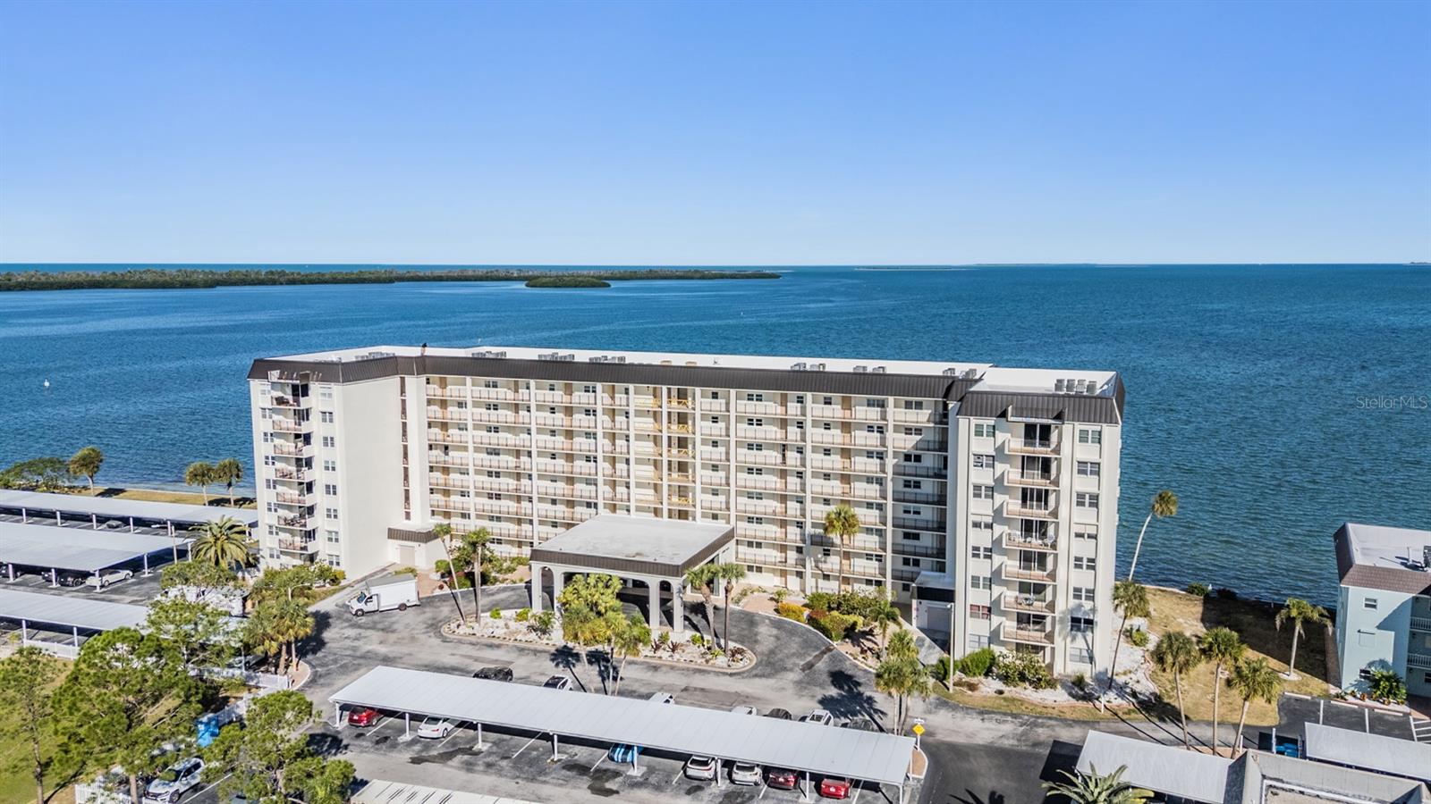 9 HAIG PL #104, Dunedin FL 34698