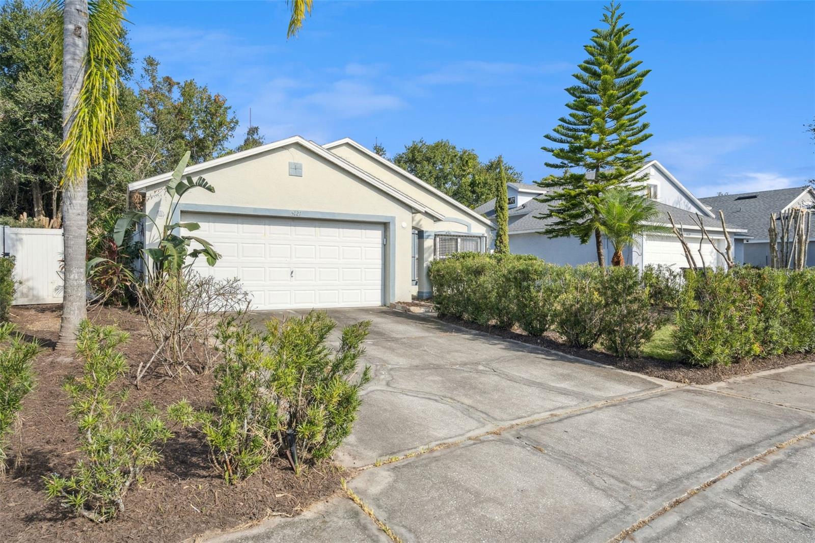 5121 LUNA NEGRA DR, Orlando FL 32811