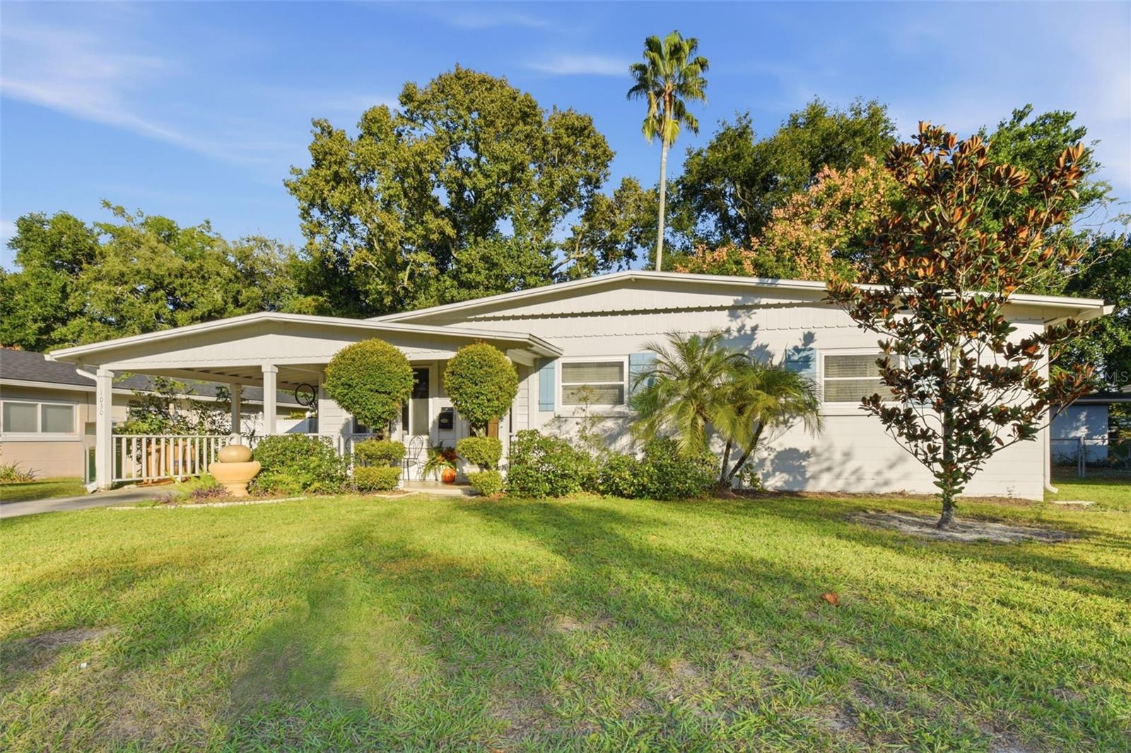 1030 N LAKEMONT AVE., Winter Park FL 32792