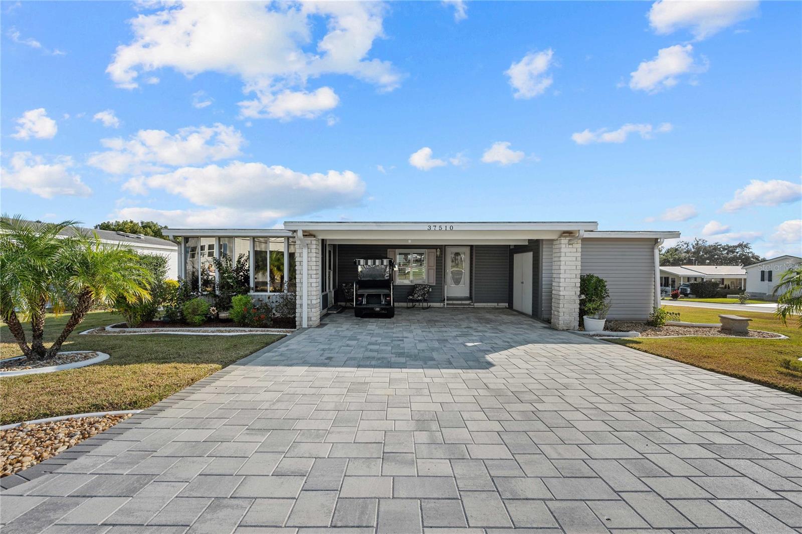 37510 NEW HORIZONS BLVD, Zephyrhills FL 33541