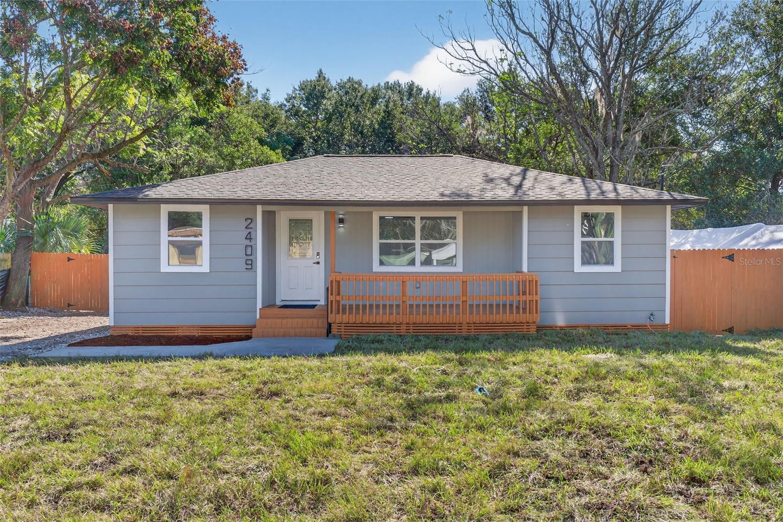 2409 GARBELIA AVE, Orlando FL 32817