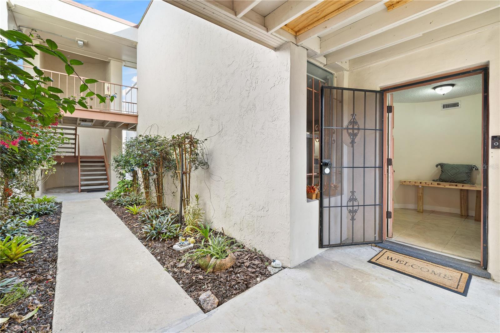 504 ORANGE DR #11, Altamonte Springs FL 32701