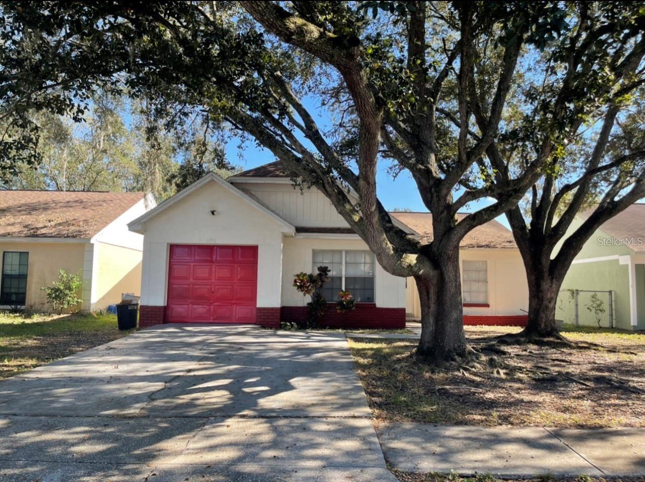 8211 CLERMONT ST, Tampa FL 33637