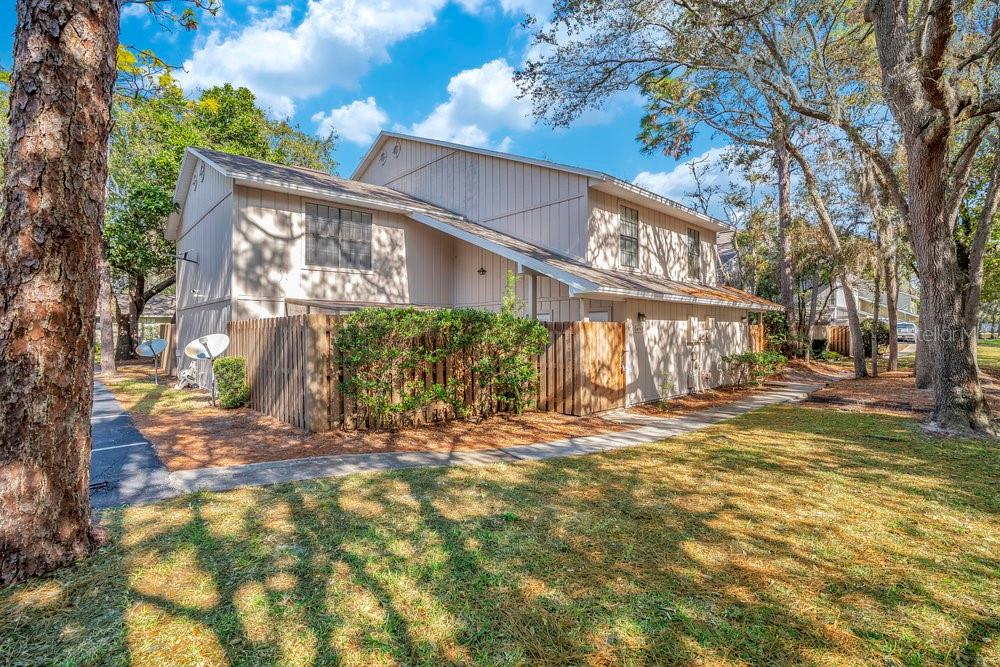 4592 LIGHTHOUSE CIR #77, Orlando FL 32808