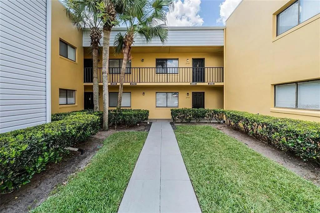 2749 OAK PARK WAY #203, Orlando FL 32822