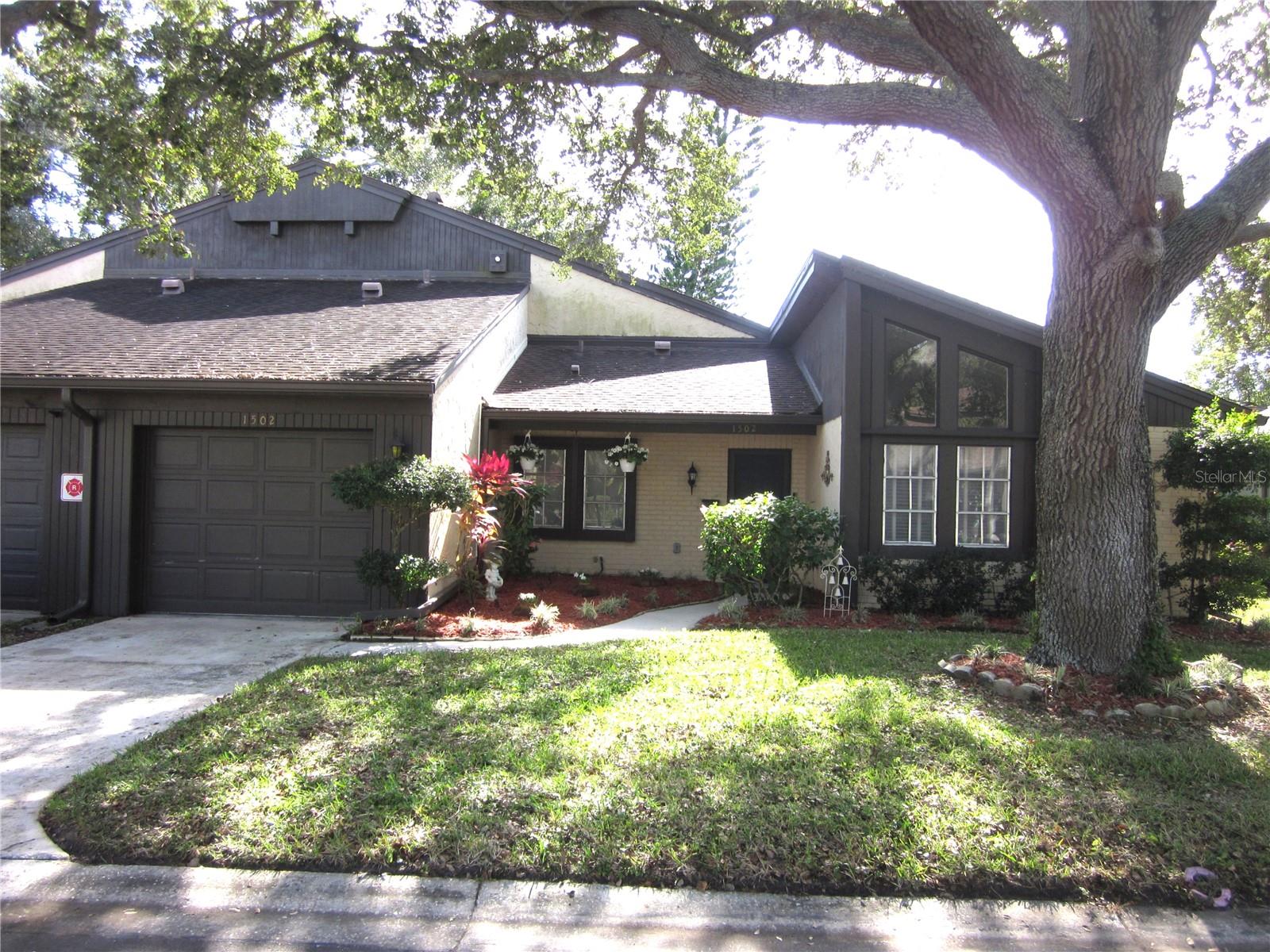 2101 SUNSET POINT RD #1502, Clearwater FL 33765