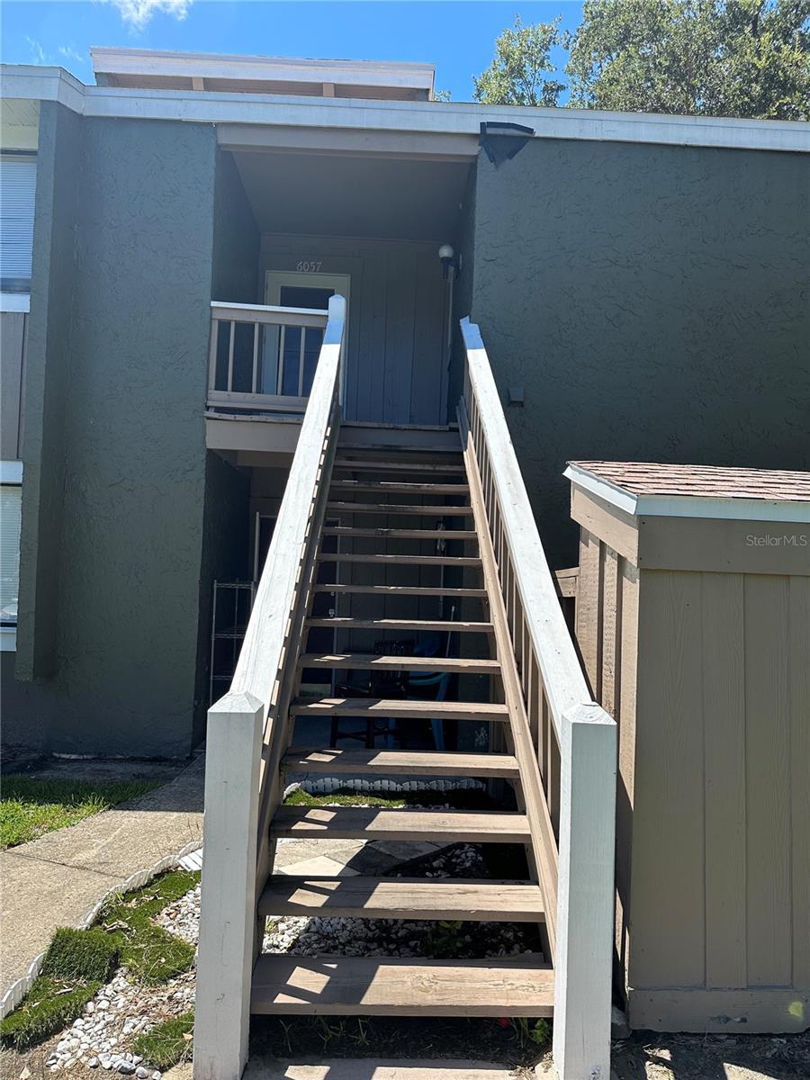 6057 WINDHOVER DR #E08, Orlando FL 32819