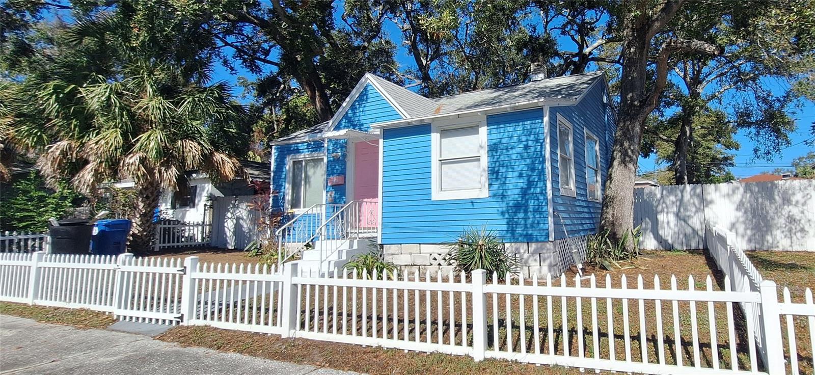 821 NEWTON AVE S, St Petersburg FL 33701