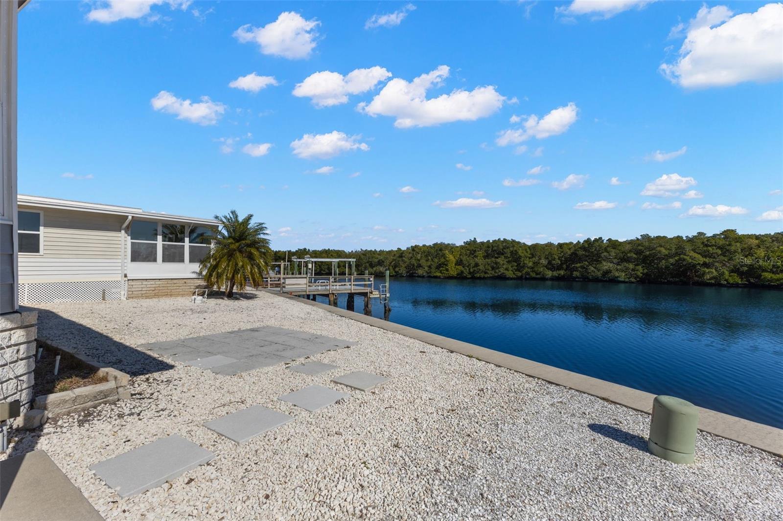 7113 MOUNT PINEY RD NE #719, St Petersburg FL 33702
