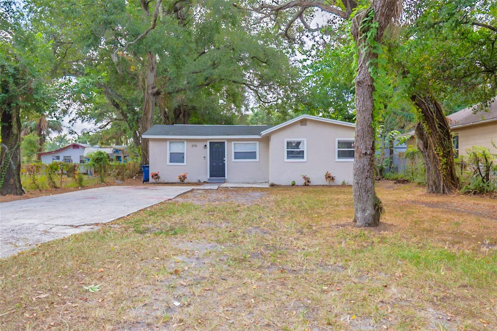 2115 E ELLICOTT ST, Tampa FL 33610